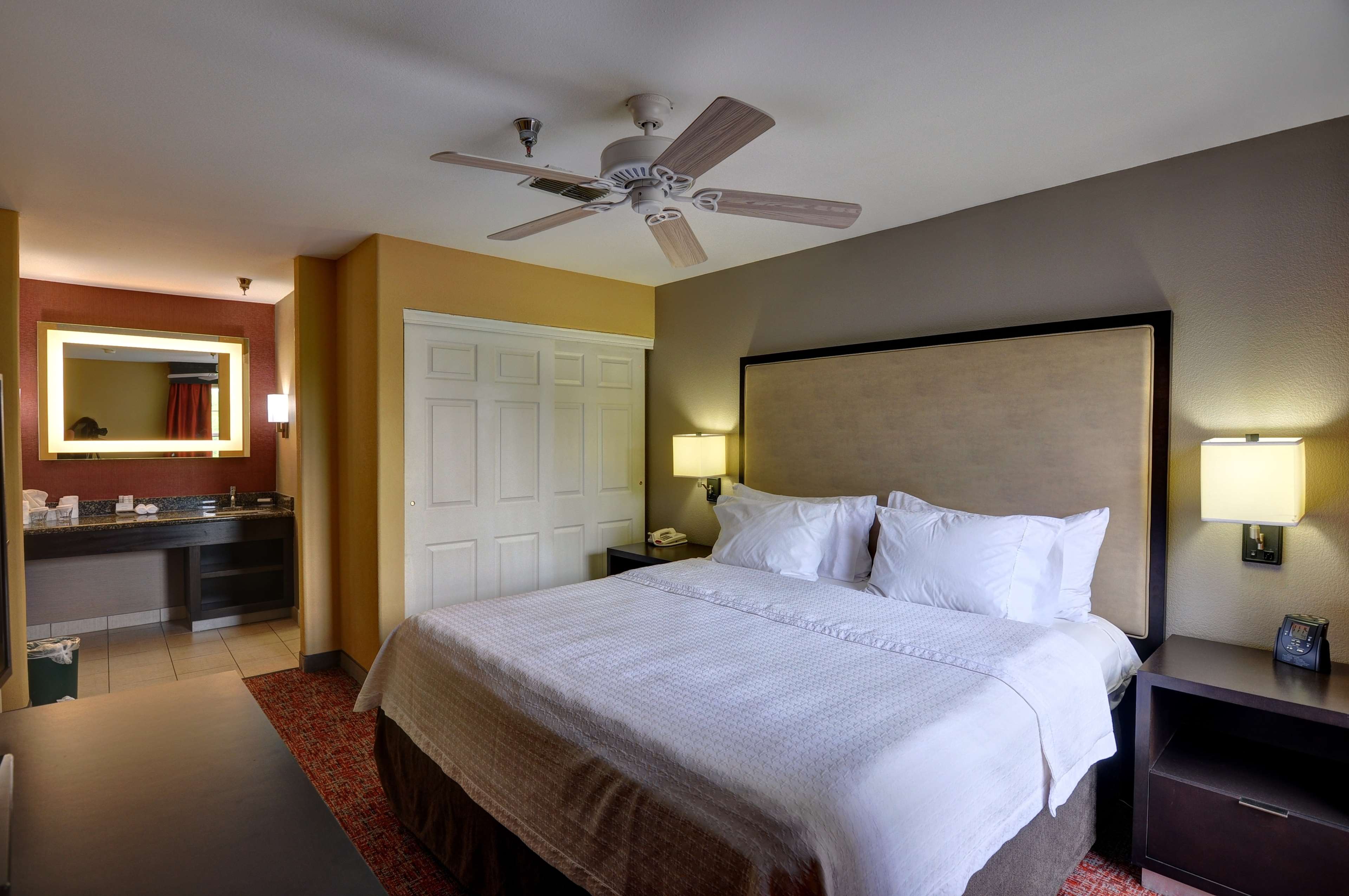 Homewood Suites by Hilton Longview Room Type - WALK-IN SHOWER KING BED NS