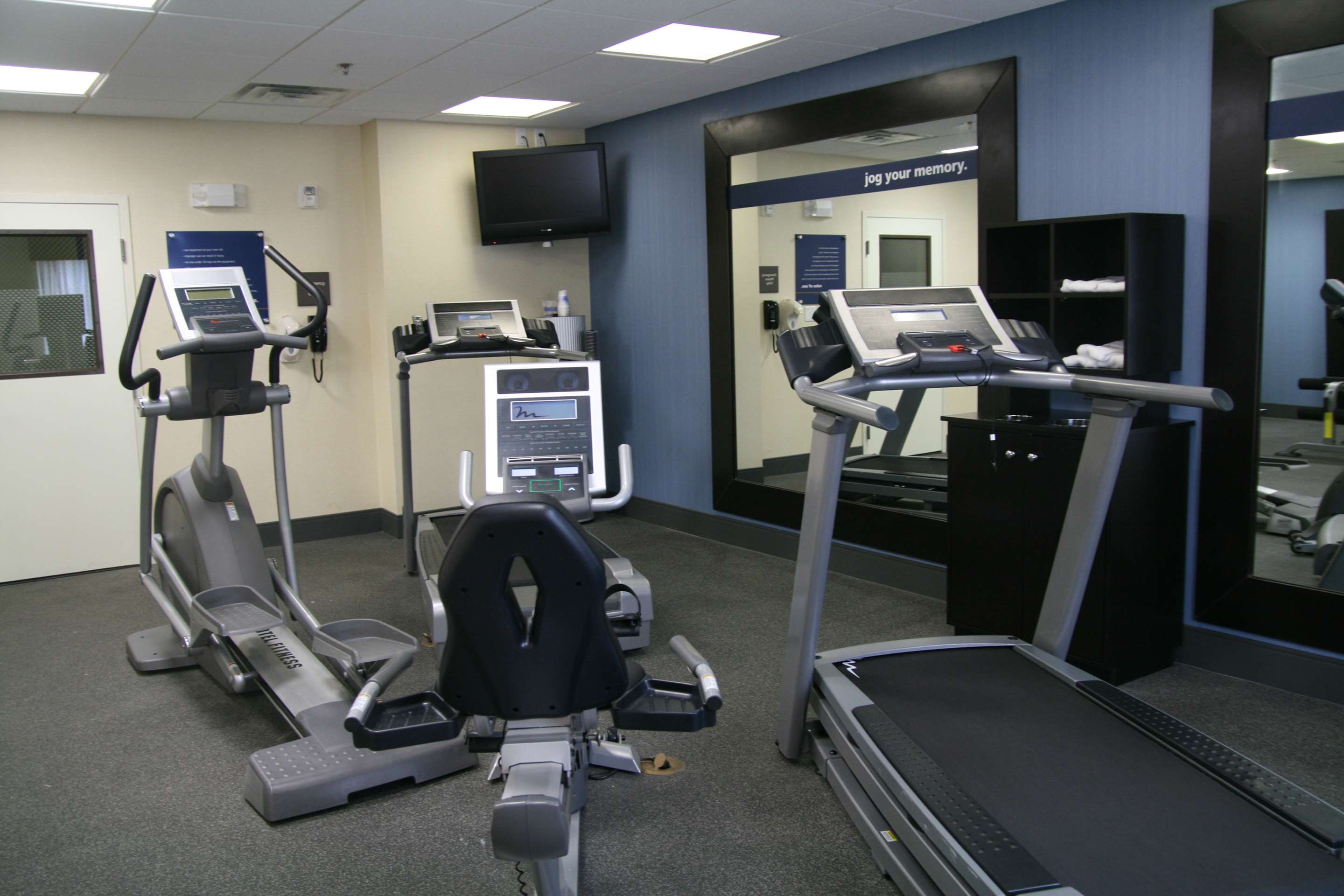 Health club fitness center gym | Hampton Inn Kilgore