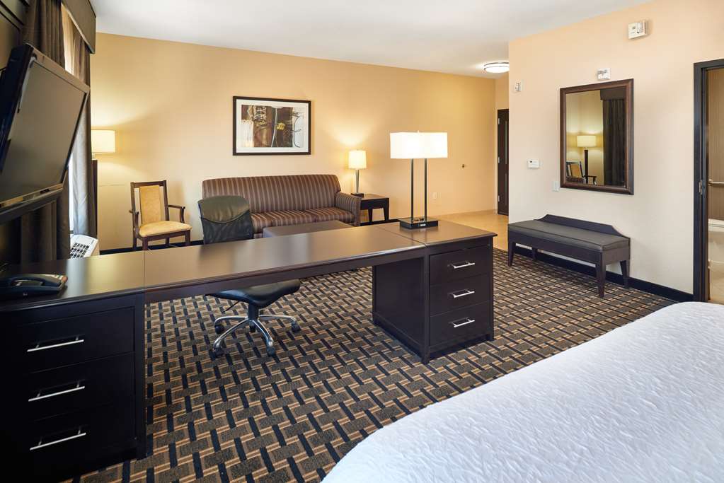 Hampton Inn & Suites by Hilton Longview North Room Type - 1KG MOB HEA ACC TUB STE NS