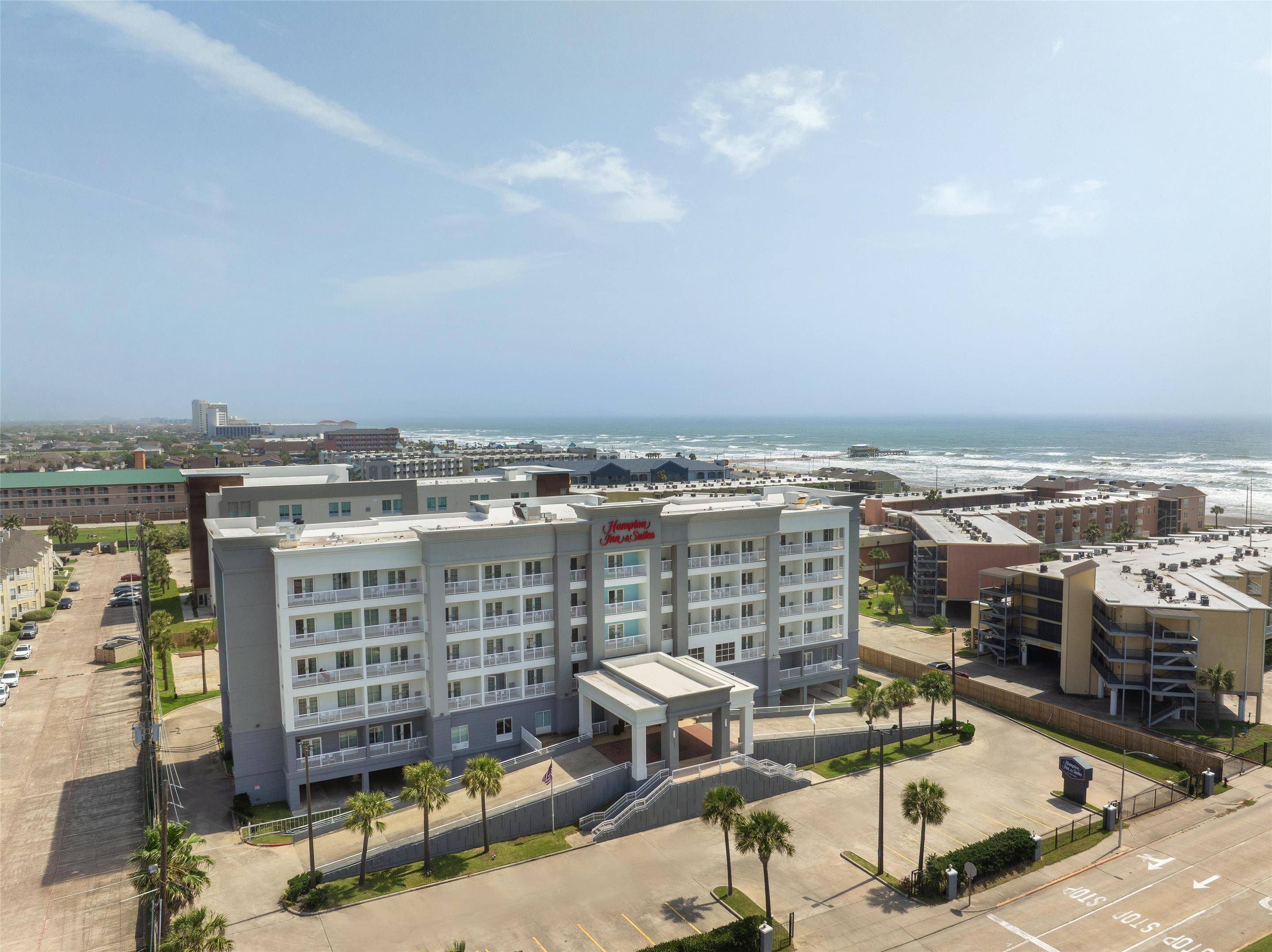Exterior | Hampton Inn & Suites Galveston