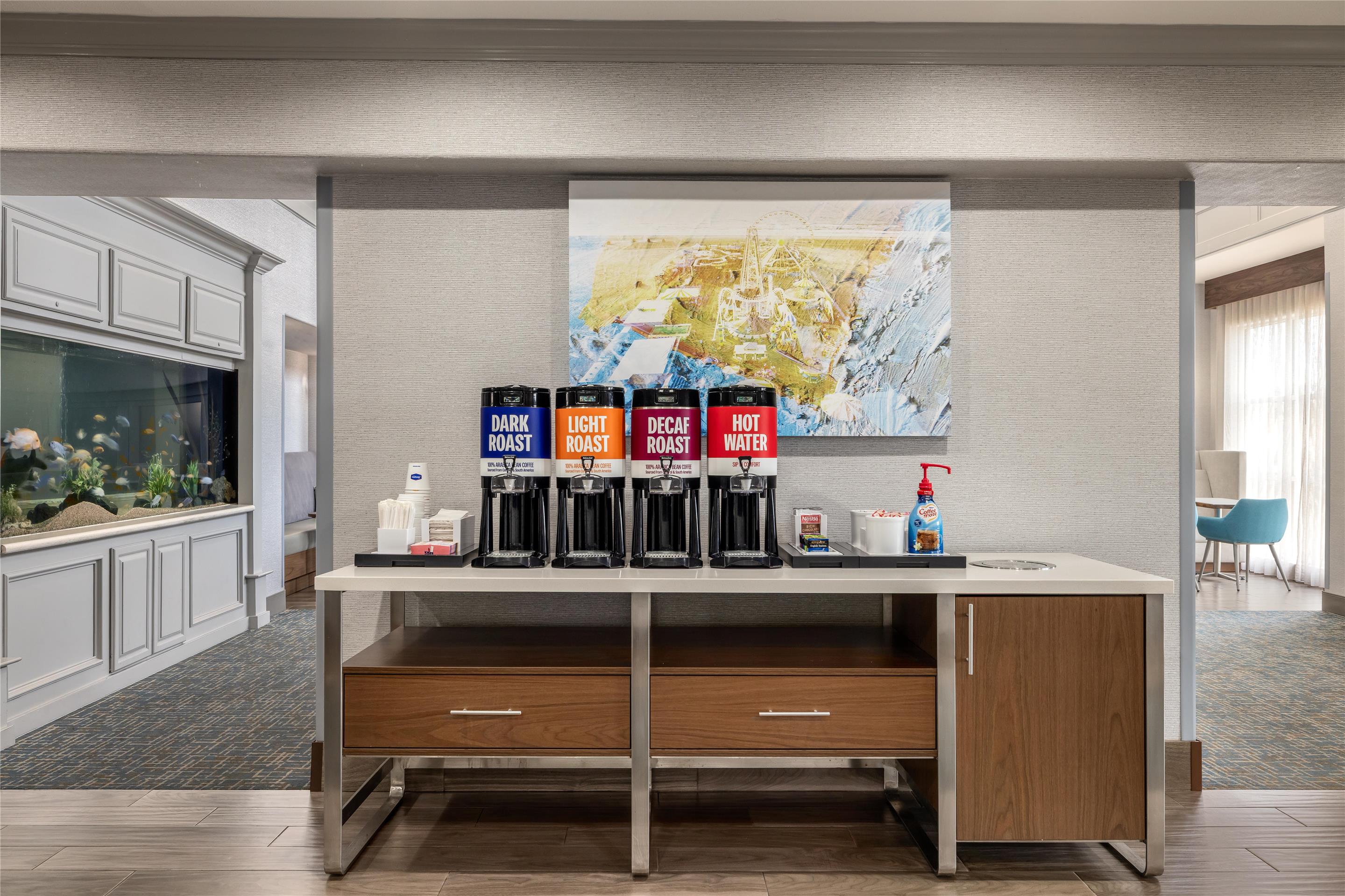 Restaurant | Hampton Inn & Suites Galveston