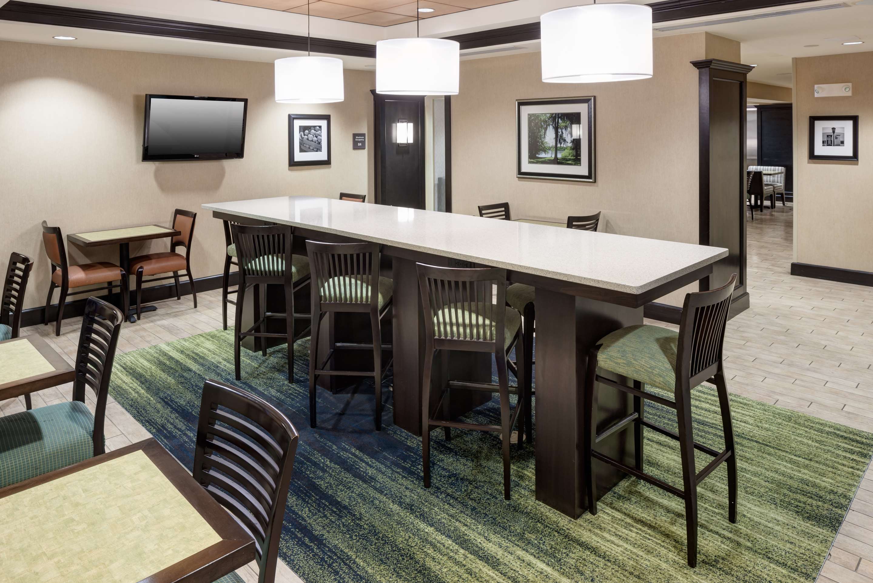 Reception | Hampton Inn & Suites Gainesville-Downtown