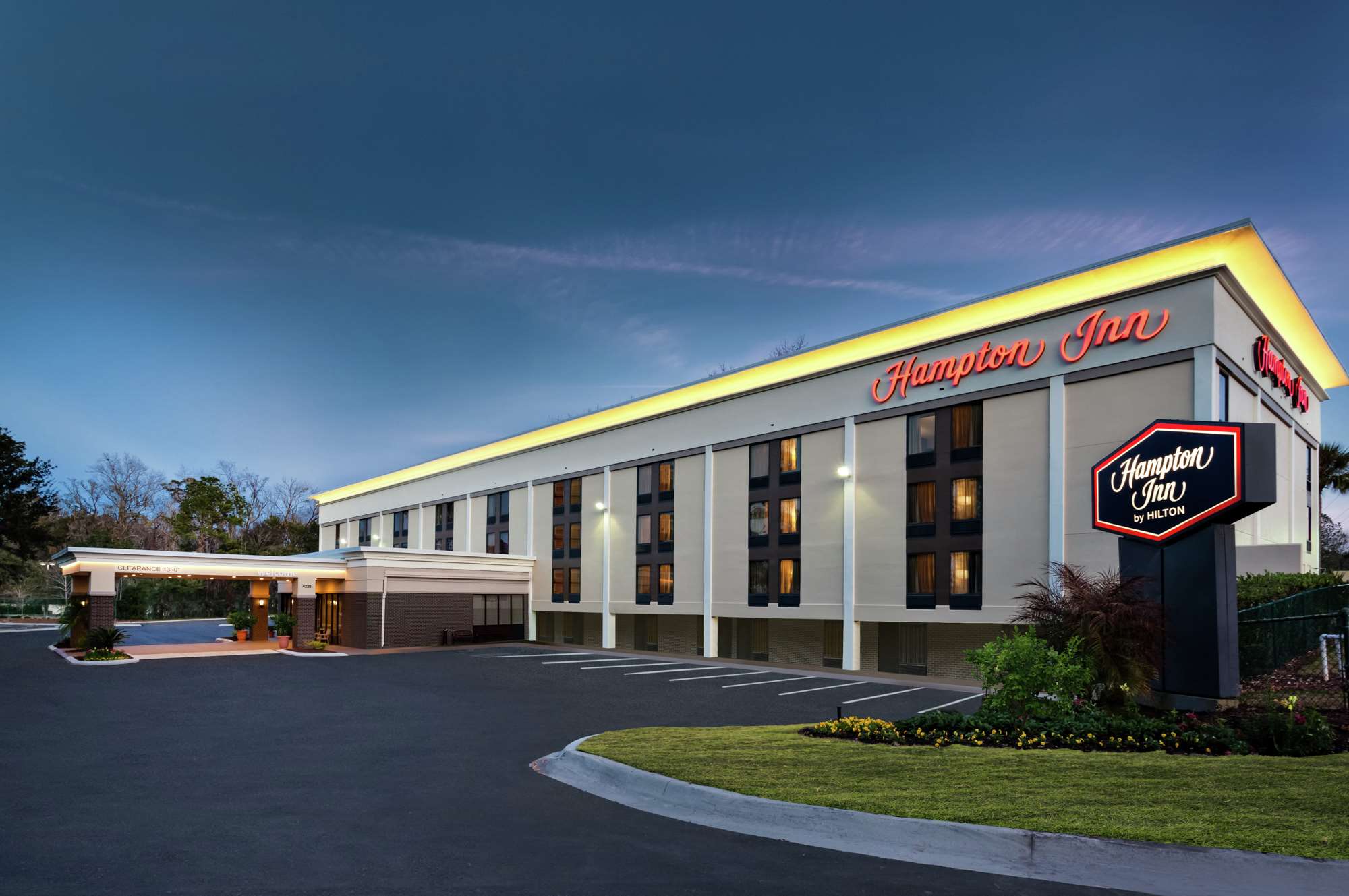 Exterior | Hampton Inn Gainesville