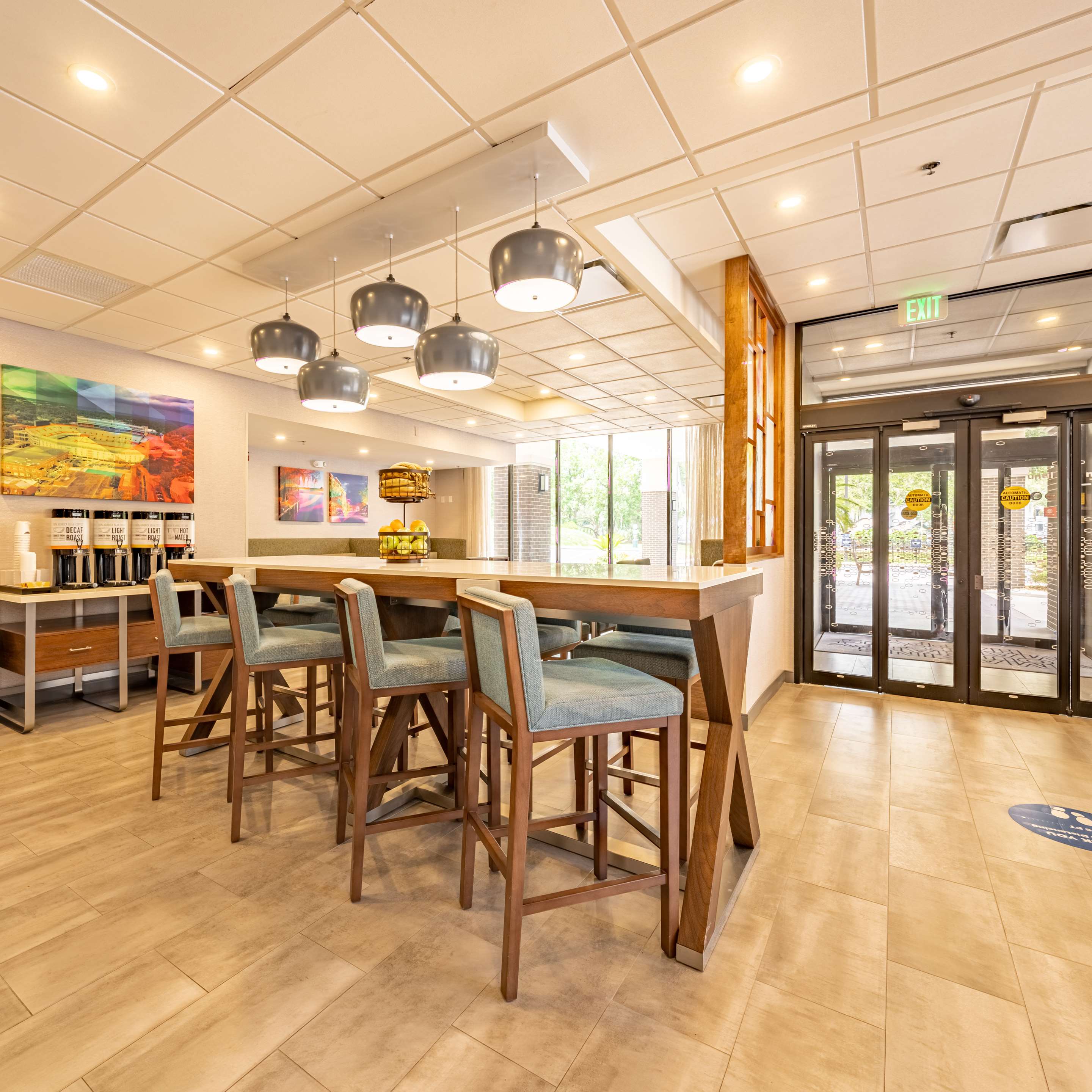 Lobby | Hampton Inn Gainesville