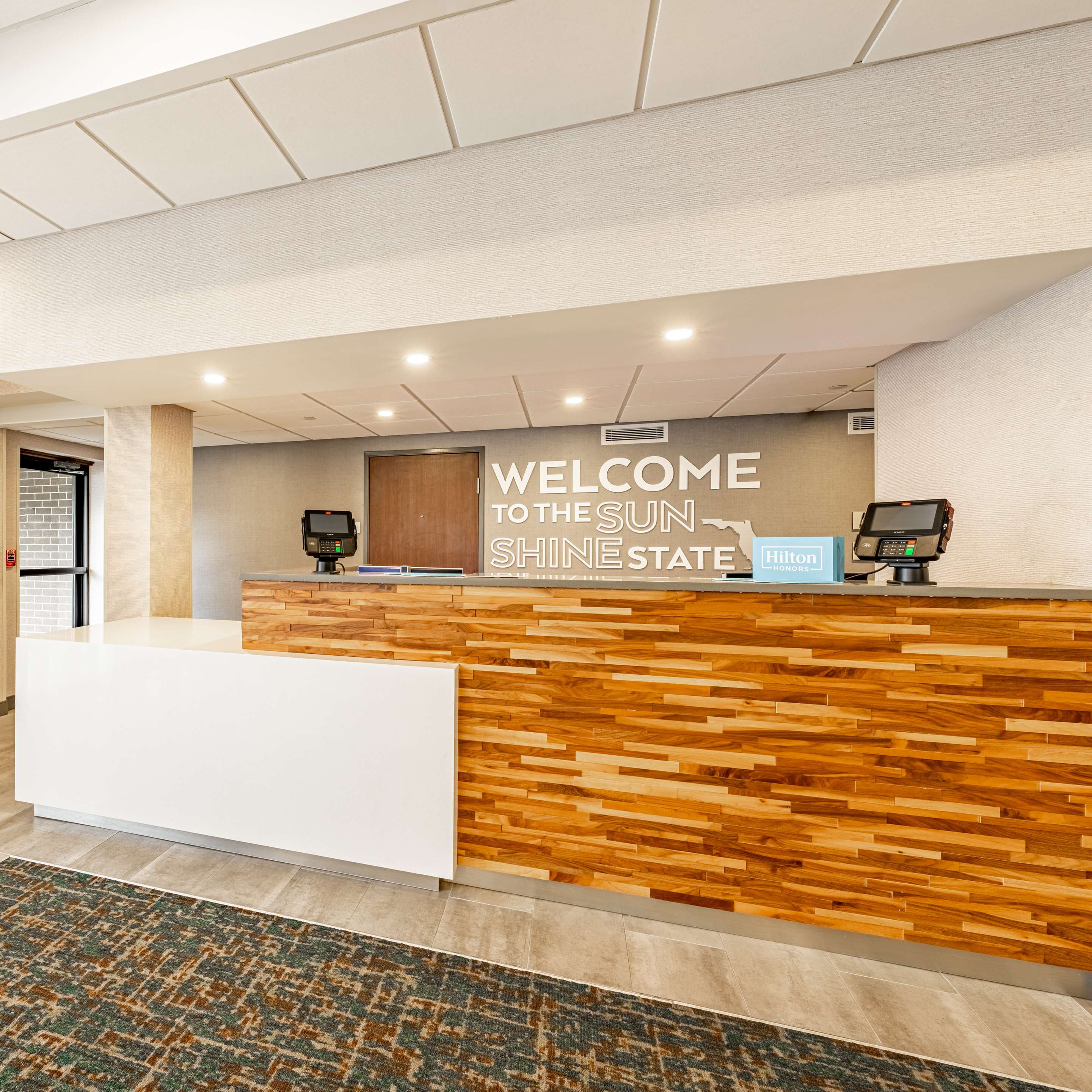 Reception | Hampton Inn Gainesville