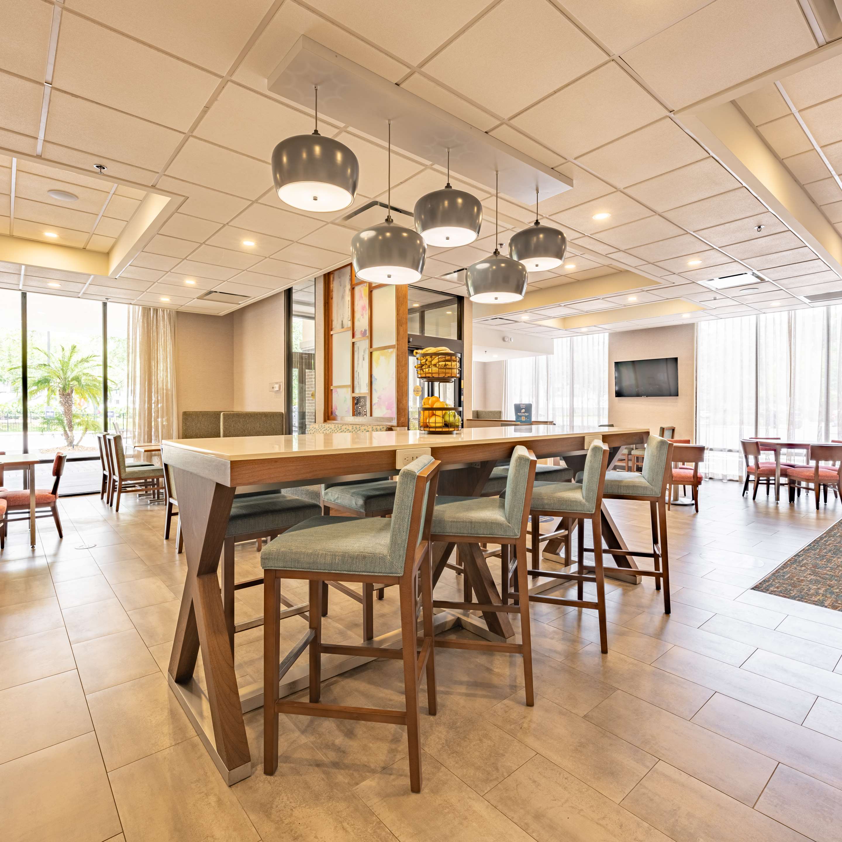 Lobby | Hampton Inn Gainesville