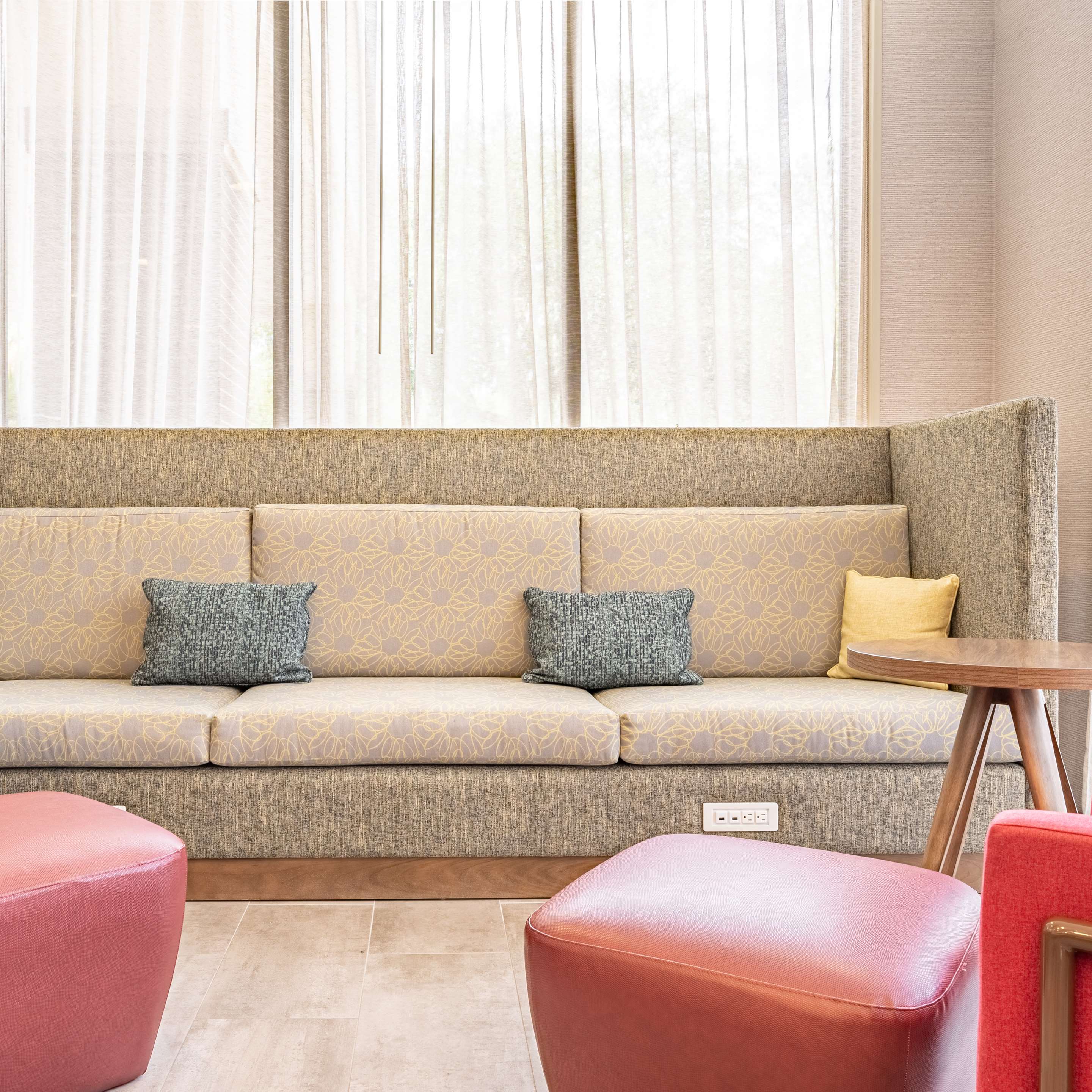 Lobby | Hampton Inn Gainesville