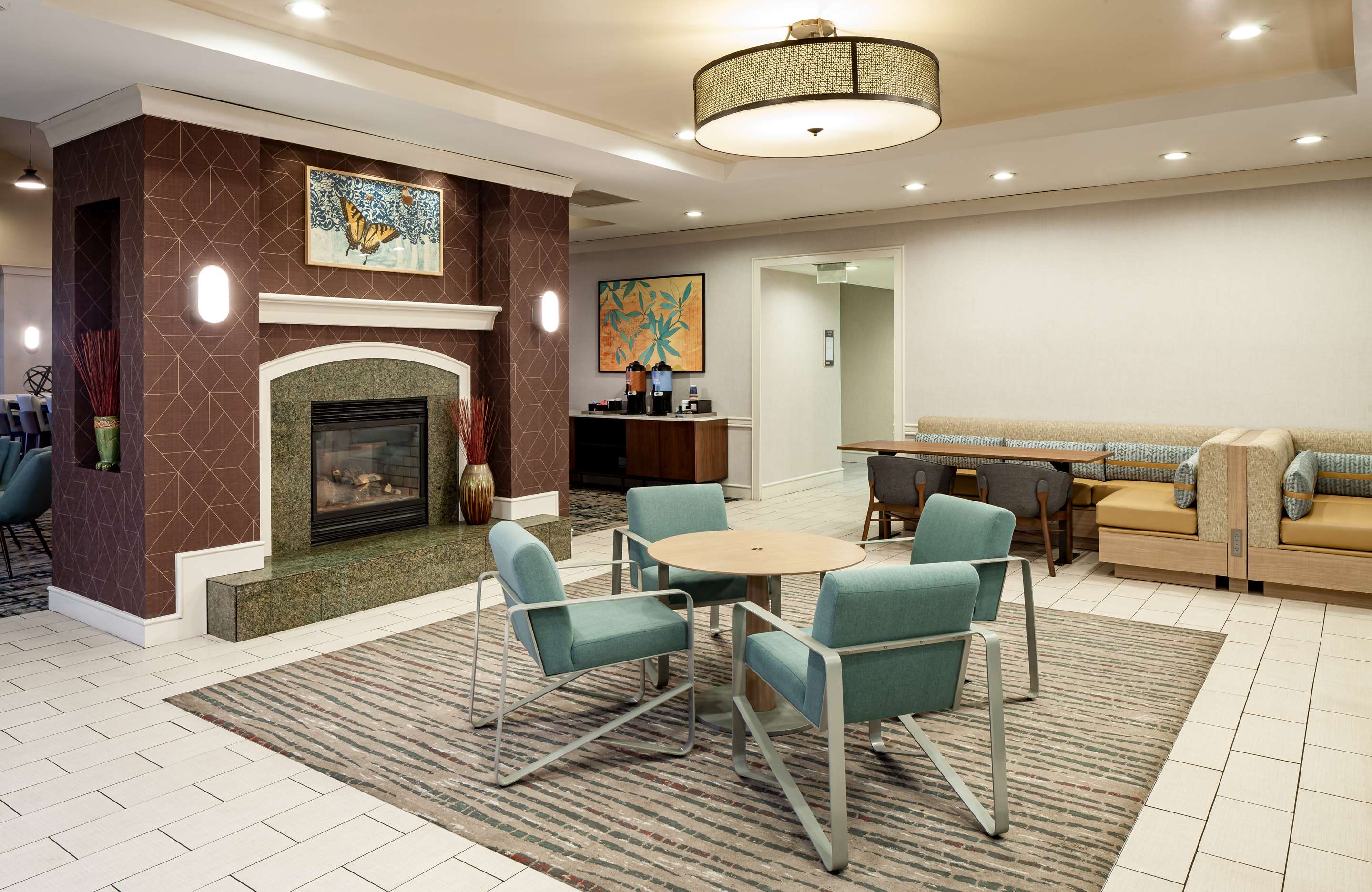 Lobby | Homewood Suites by Hilton Gainesville