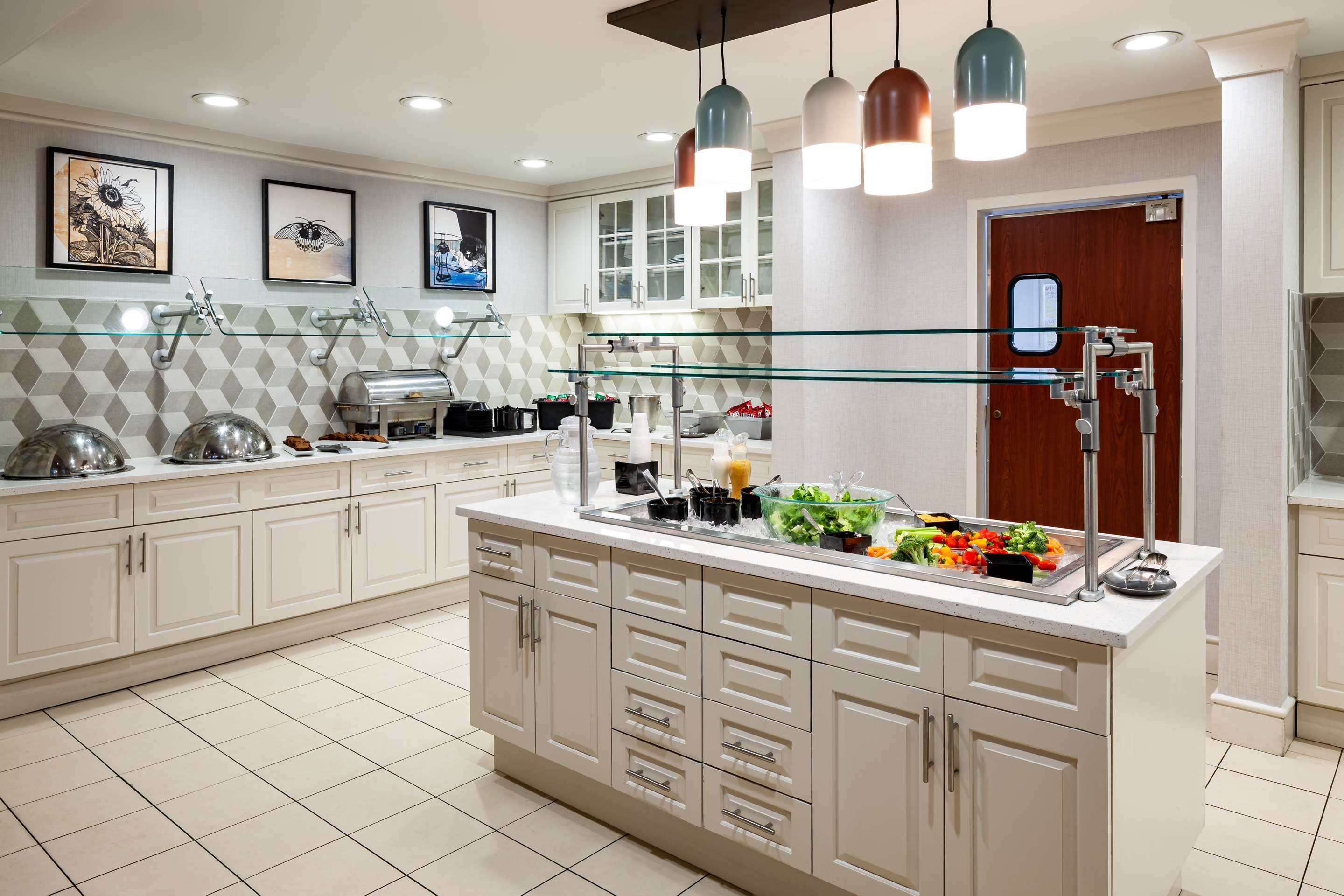 Breakfast Area | Homewood Suites by Hilton Gainesville