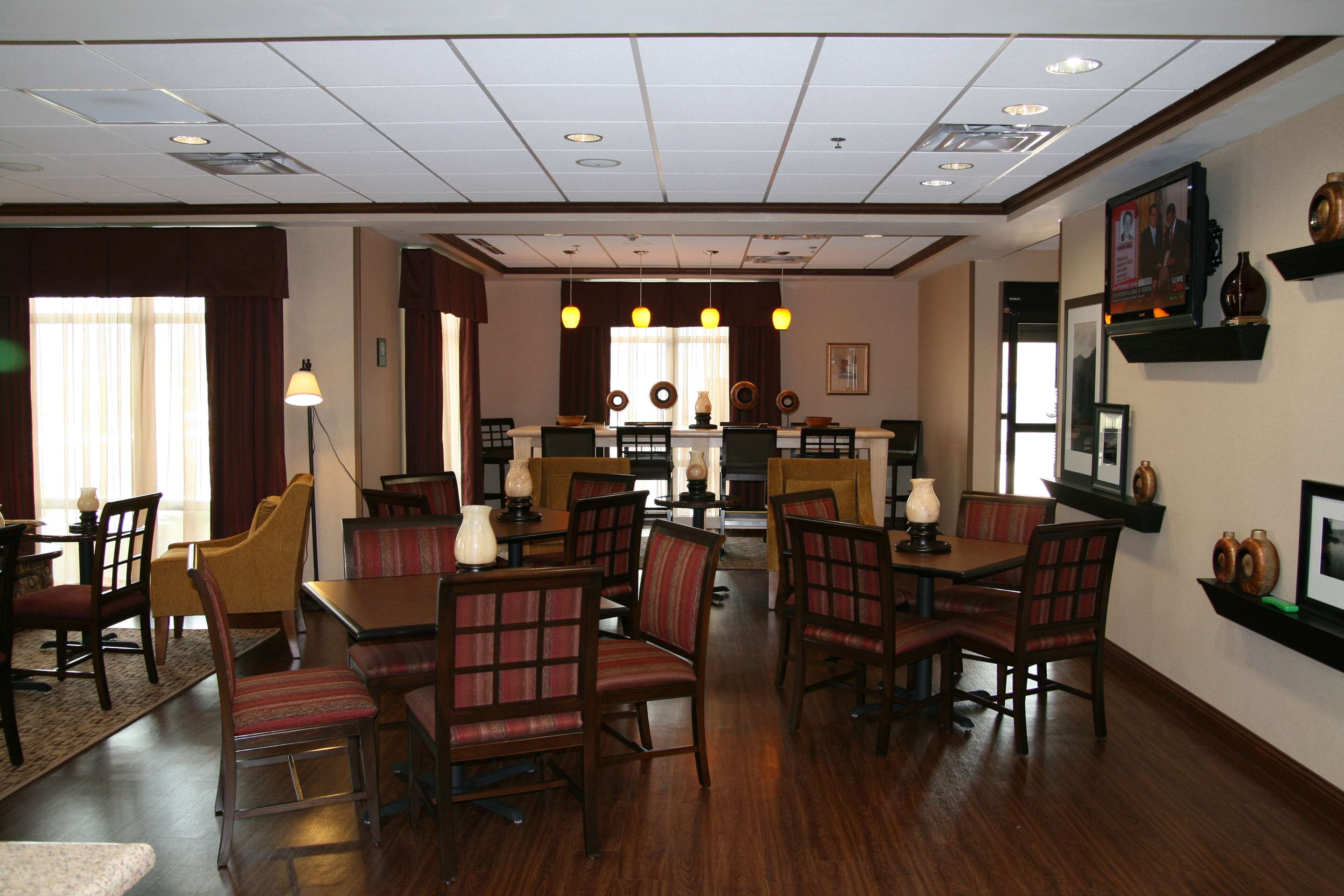 Reception | Hampton Inn Gallipolis