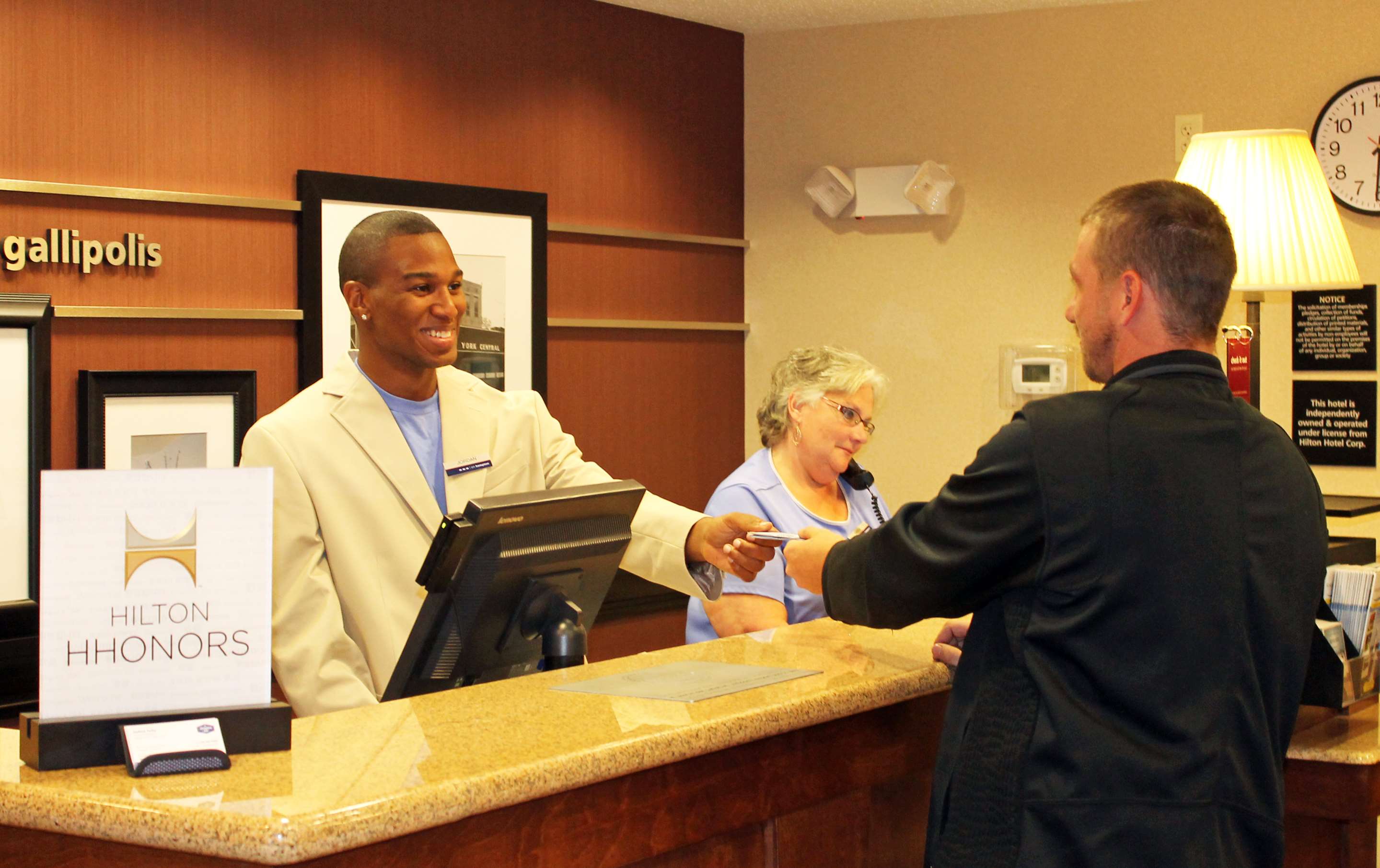 Reception | Hampton Inn Gallipolis