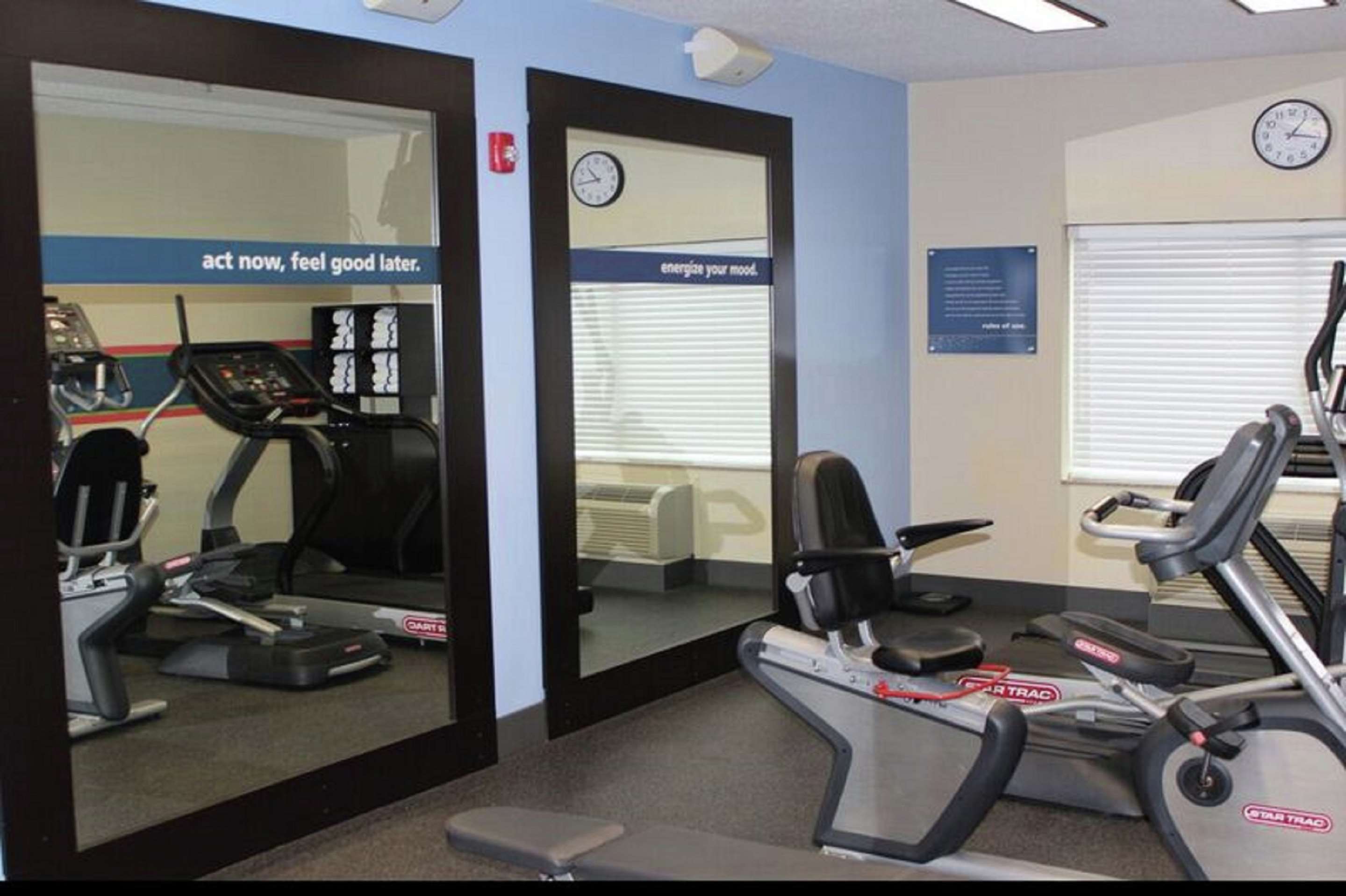 Health club fitness center gym | Hampton Inn Gallipolis