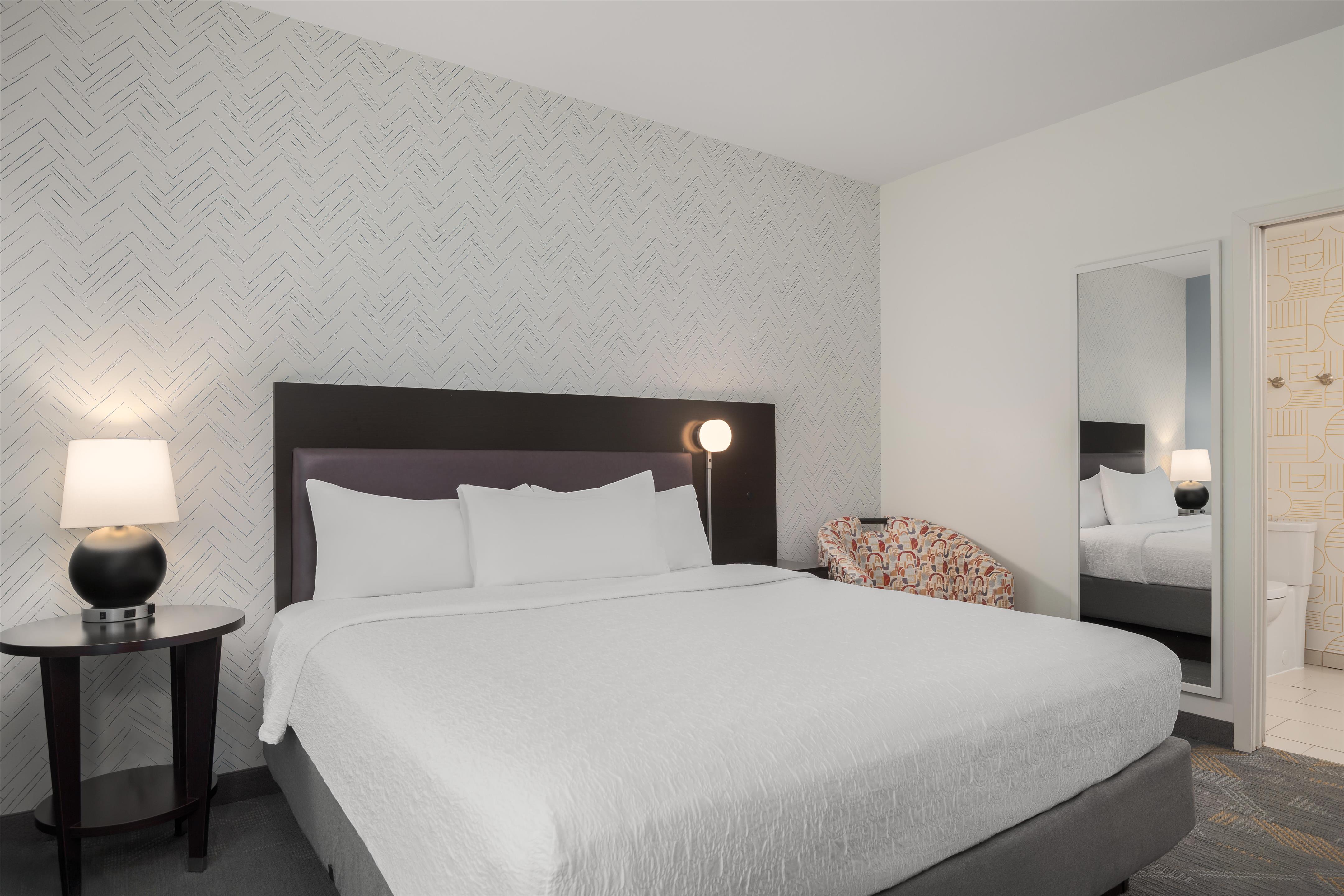 Guest room