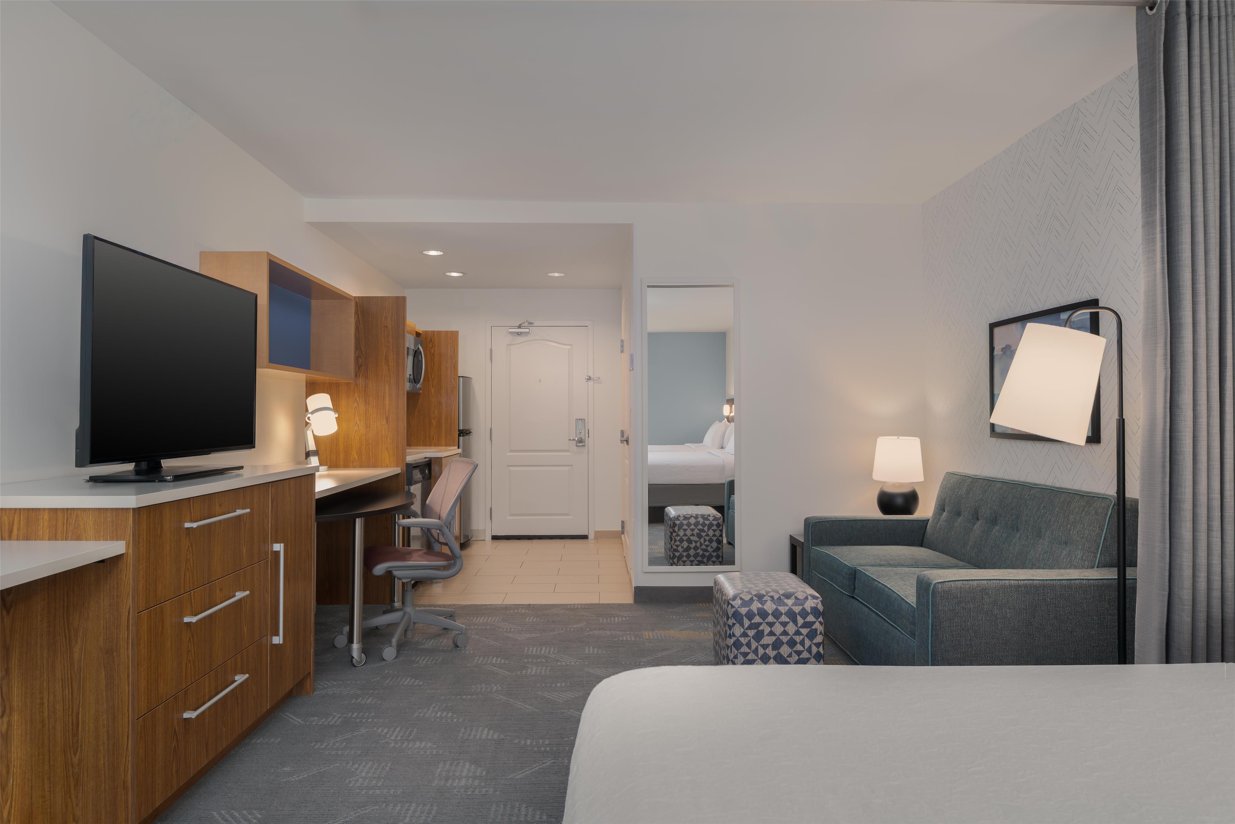 Guest room