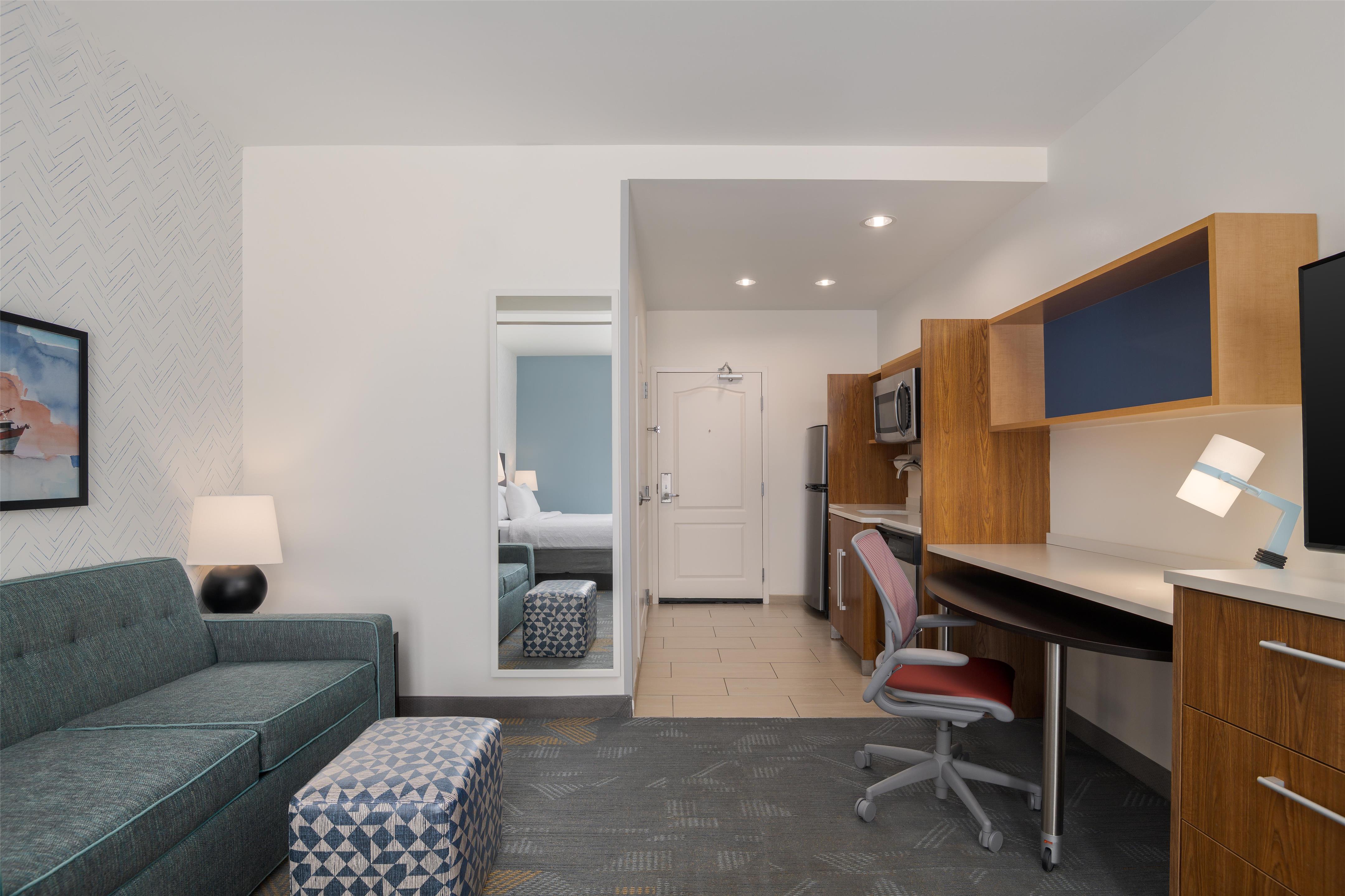 Guest room