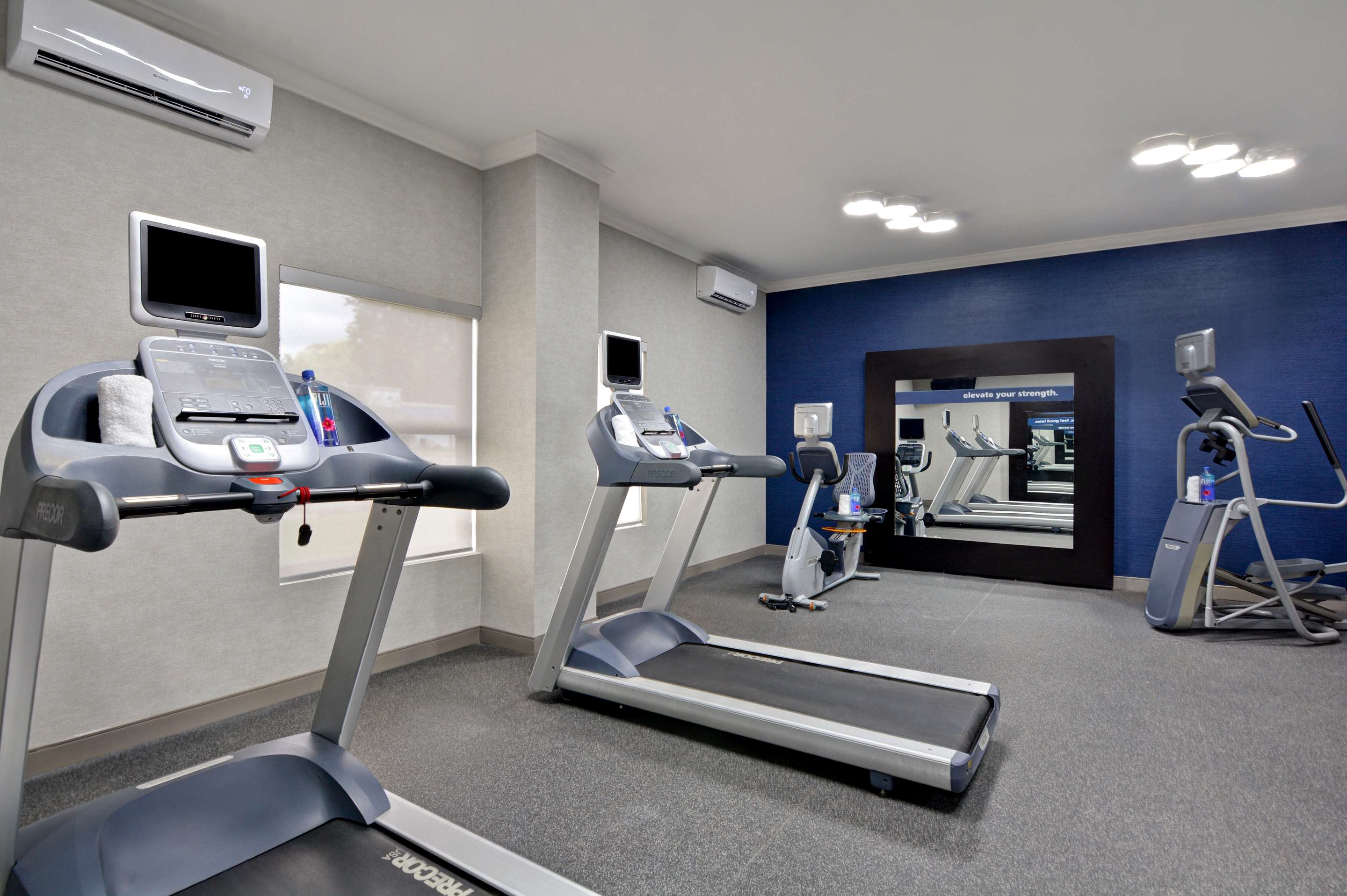 Health club fitness center gym | Hampton Inn Greenwood
