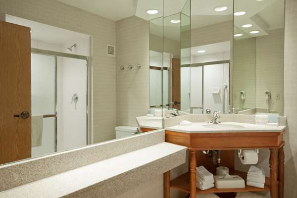  - Hampton Inn Grand Rapids - I-96, Exit 30