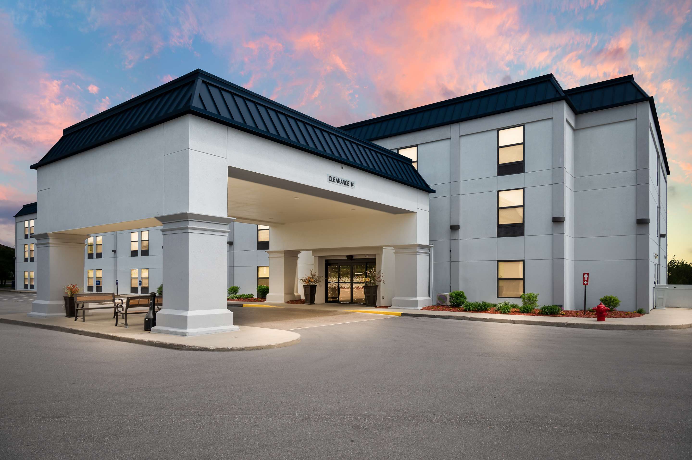 Exterior | Hampton Inn Grand Rapids-North