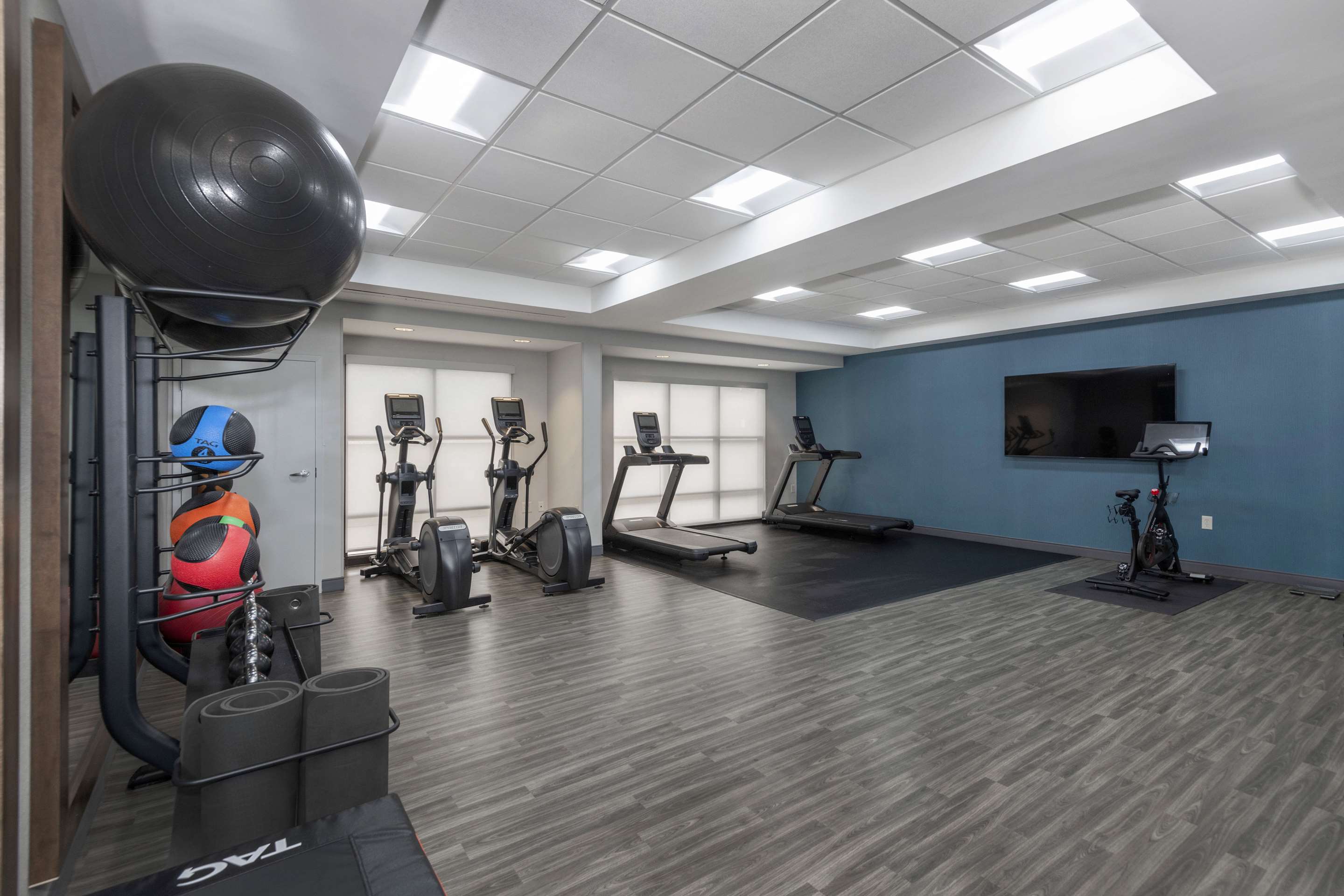 Health club fitness center gym | Hampton Inn & Suites Burlington, NC