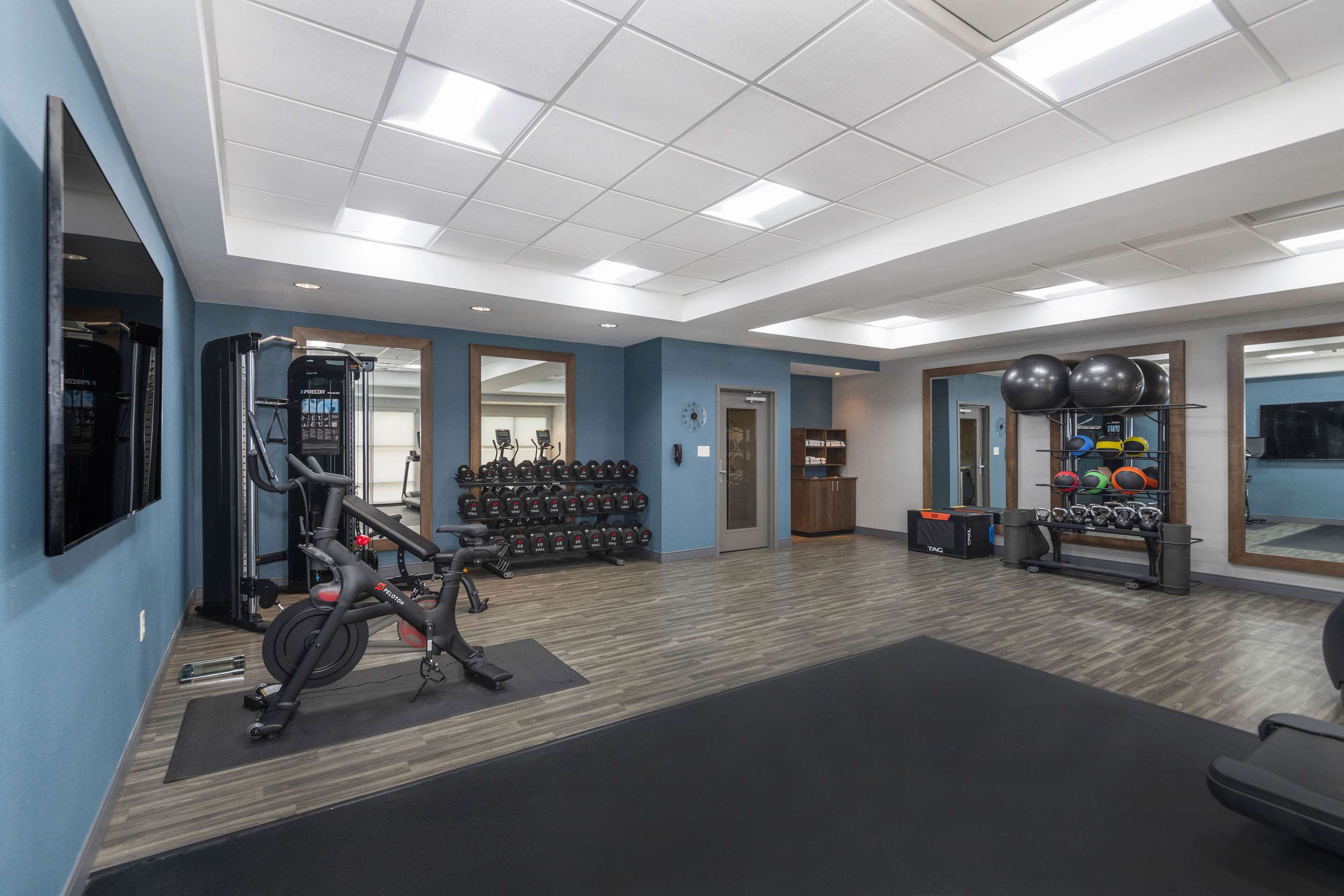Health club fitness center gym | Hampton Inn & Suites Burlington, NC