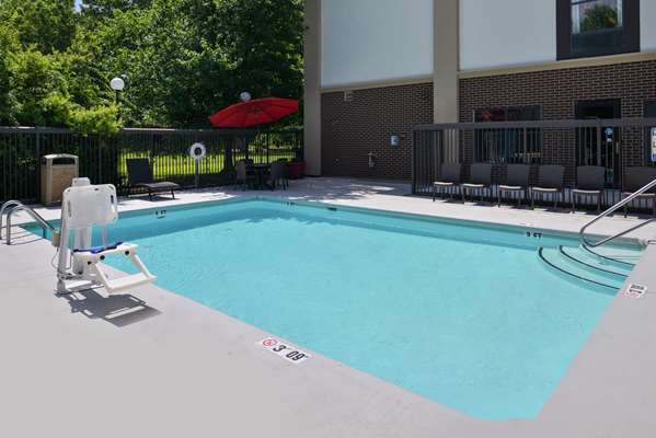 Pool - Hampton Inn East McLeansville - I-40 & I-85, Exit 132