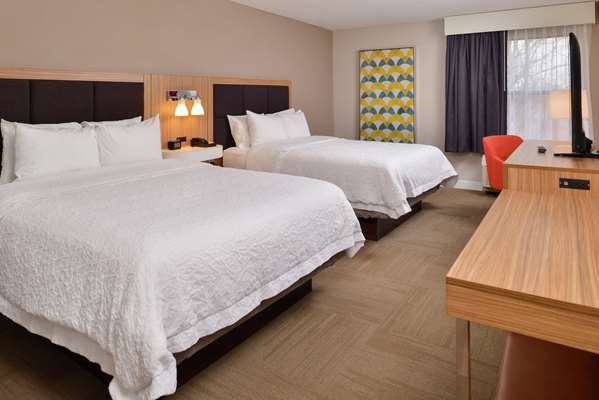  - Hampton Inn East McLeansville - I-40 & I-85, Exit 132