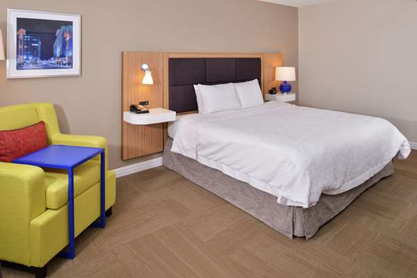  - Hampton Inn East McLeansville - I-40 & I-85, Exit 132