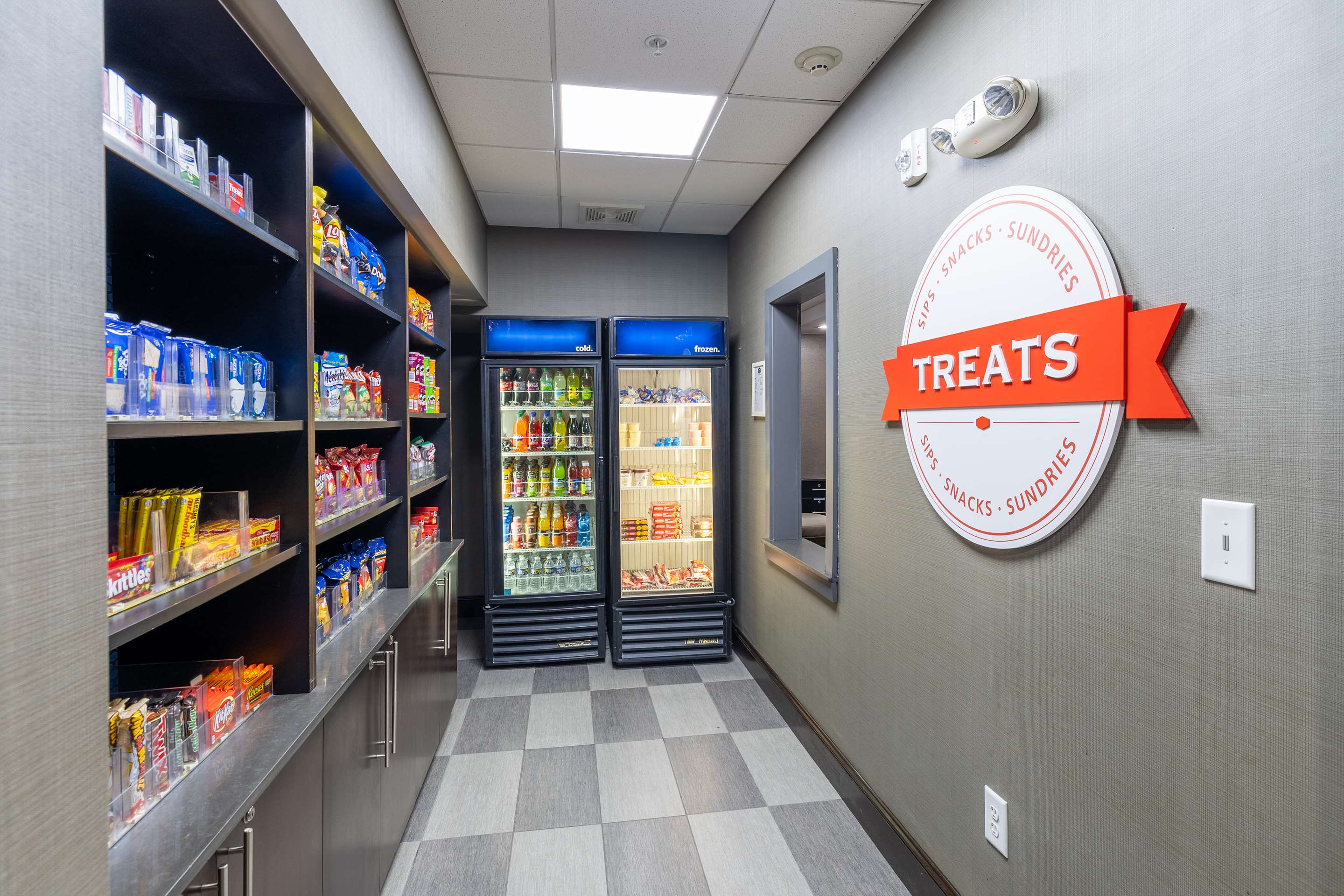 Restaurant | Hampton Inn & Suites Greensboro/Coliseum Area