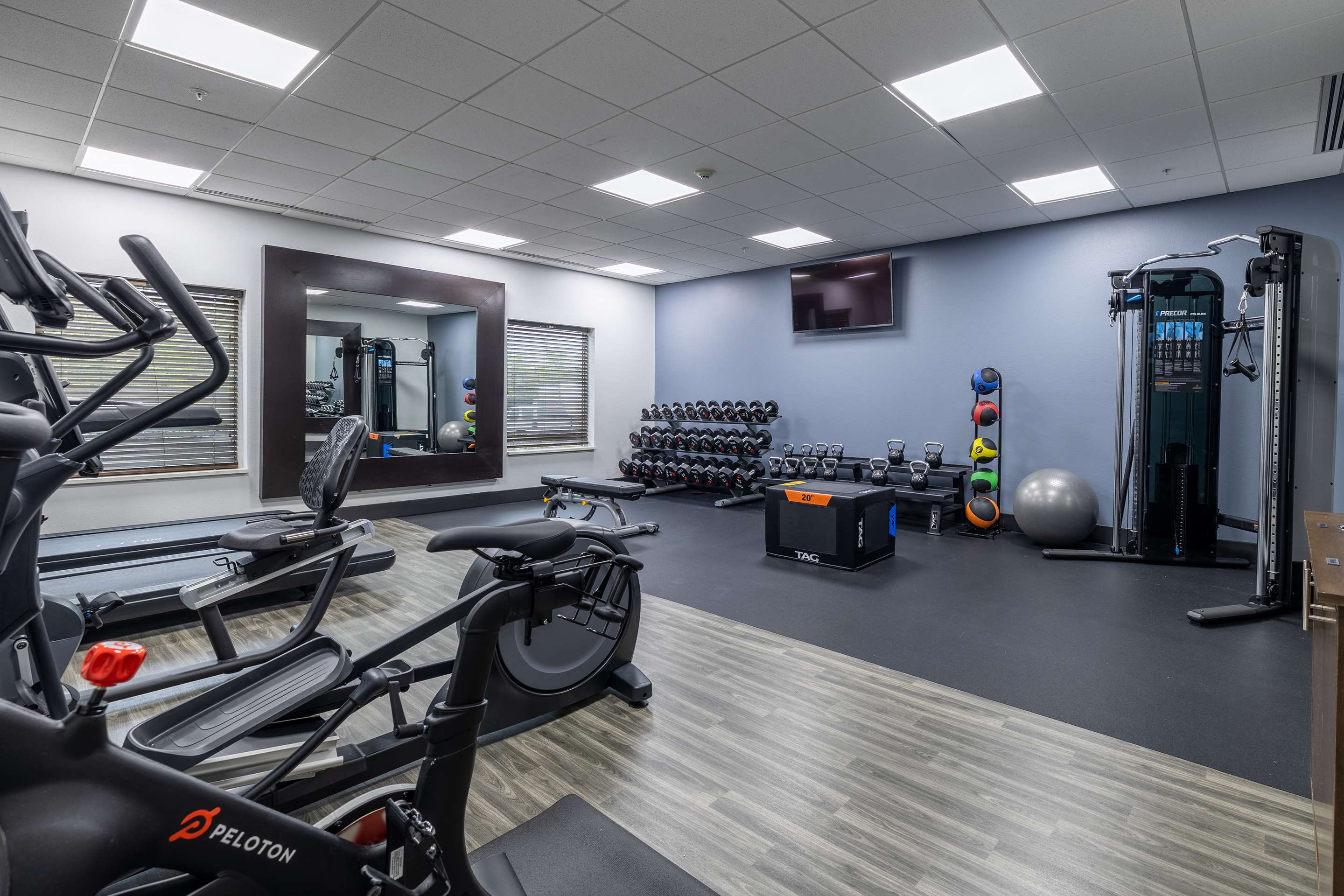 Health club fitness center gym | Hampton Inn & Suites Greensboro/Coliseum Area