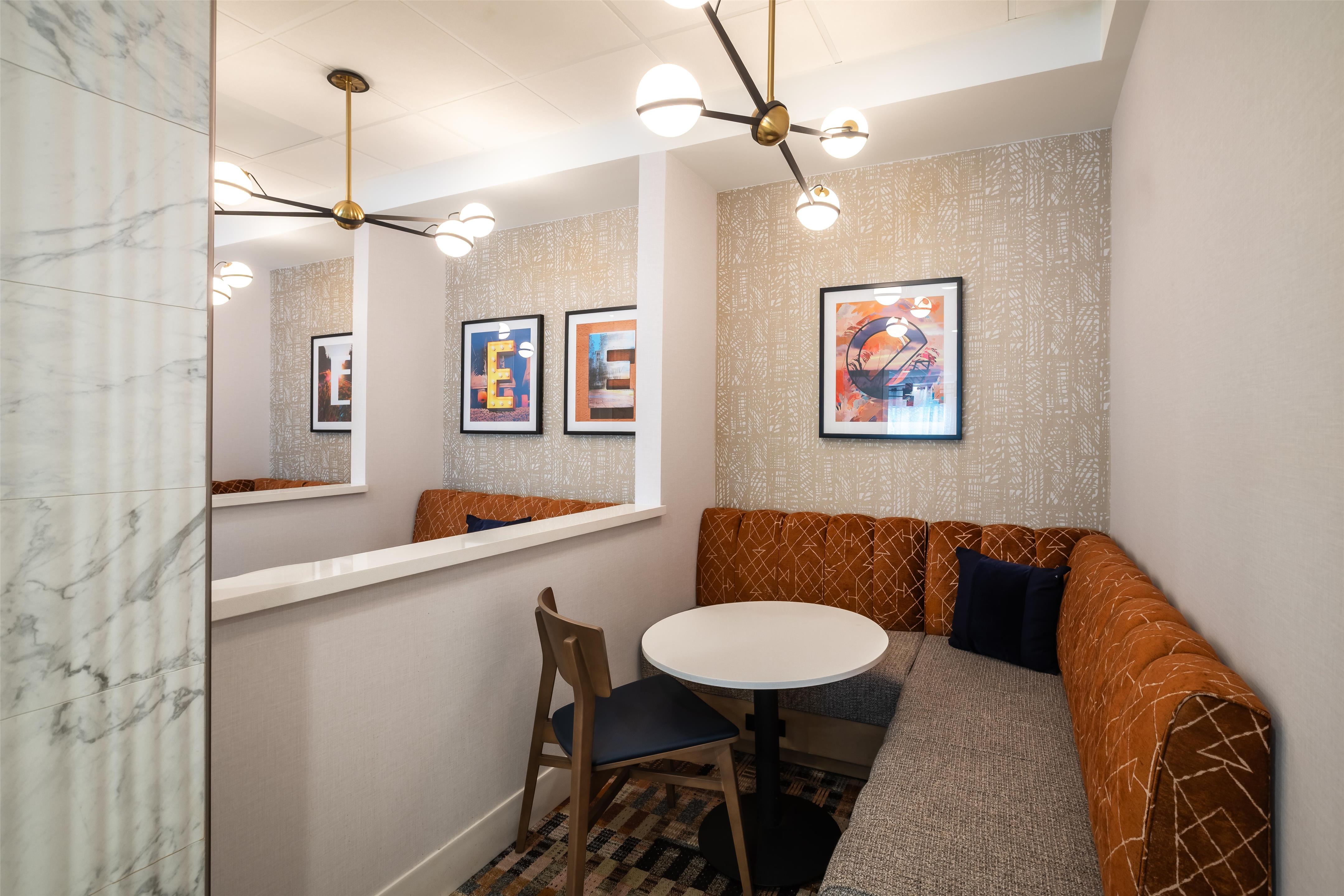 Business Center | Hampton Inn Easley