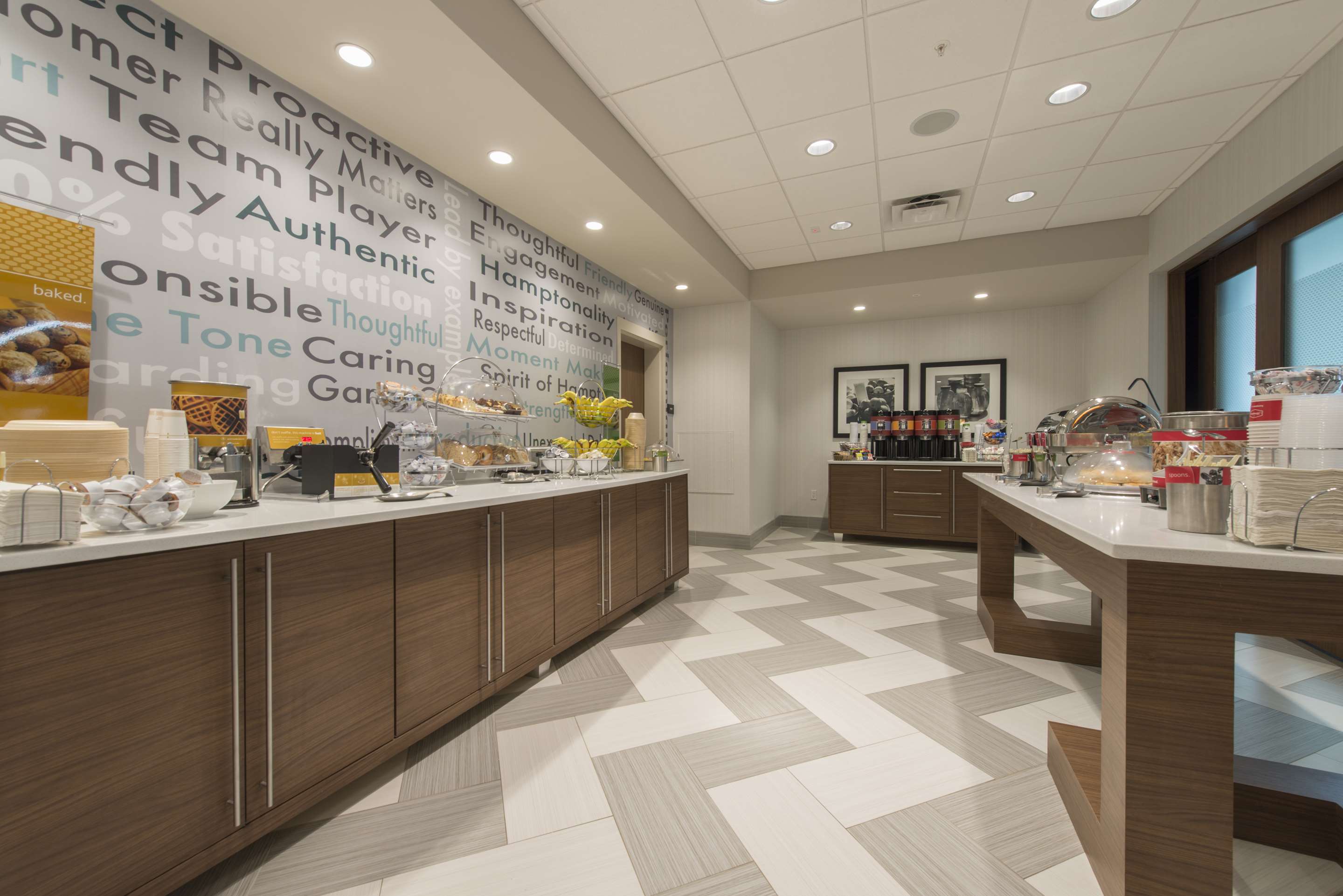 Restaurant | Hampton Inn Greenville/I-385 Haywood Mall