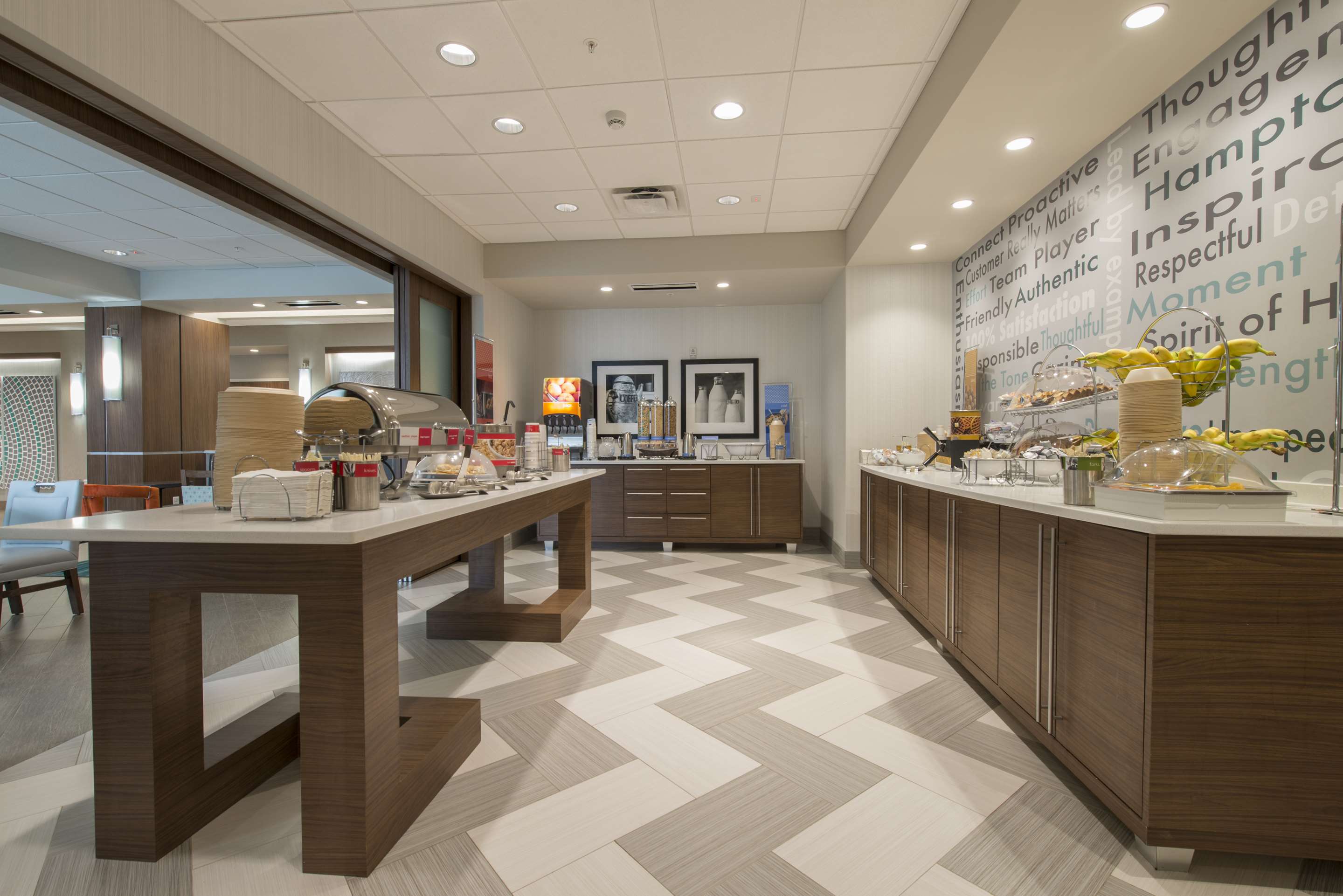 Restaurant | Hampton Inn Greenville/I-385 Haywood Mall
