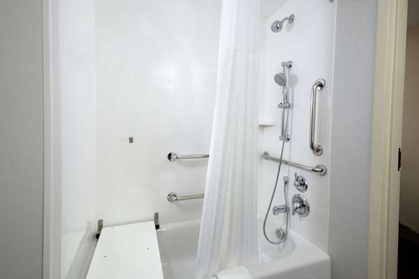  - Hampton Inn & Suites Duncan - I-85, Exit 63