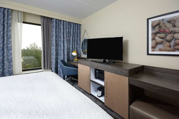  - Hampton Inn & Suites Duncan - I-85, Exit 63