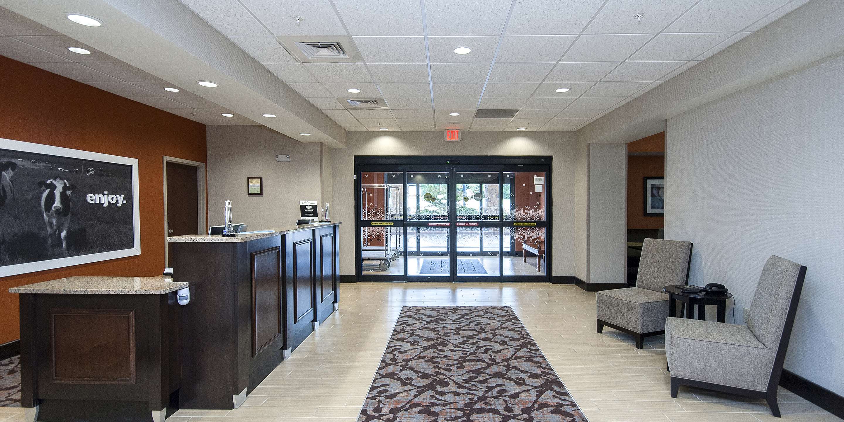 Reception | Hampton Inn & Suites Seneca-Clemson Area
