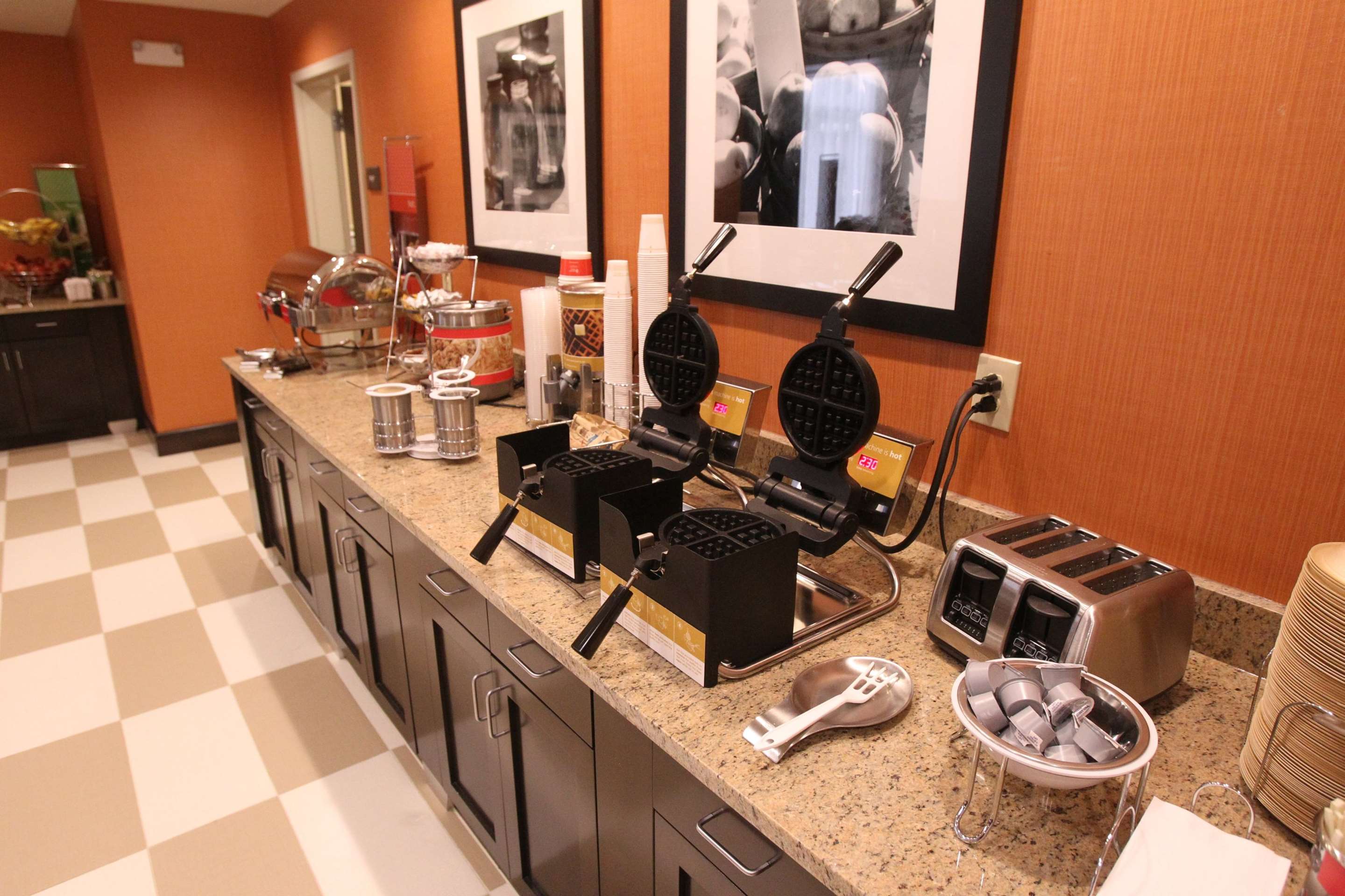 Restaurant | Hampton Inn & Suites Seneca-Clemson Area