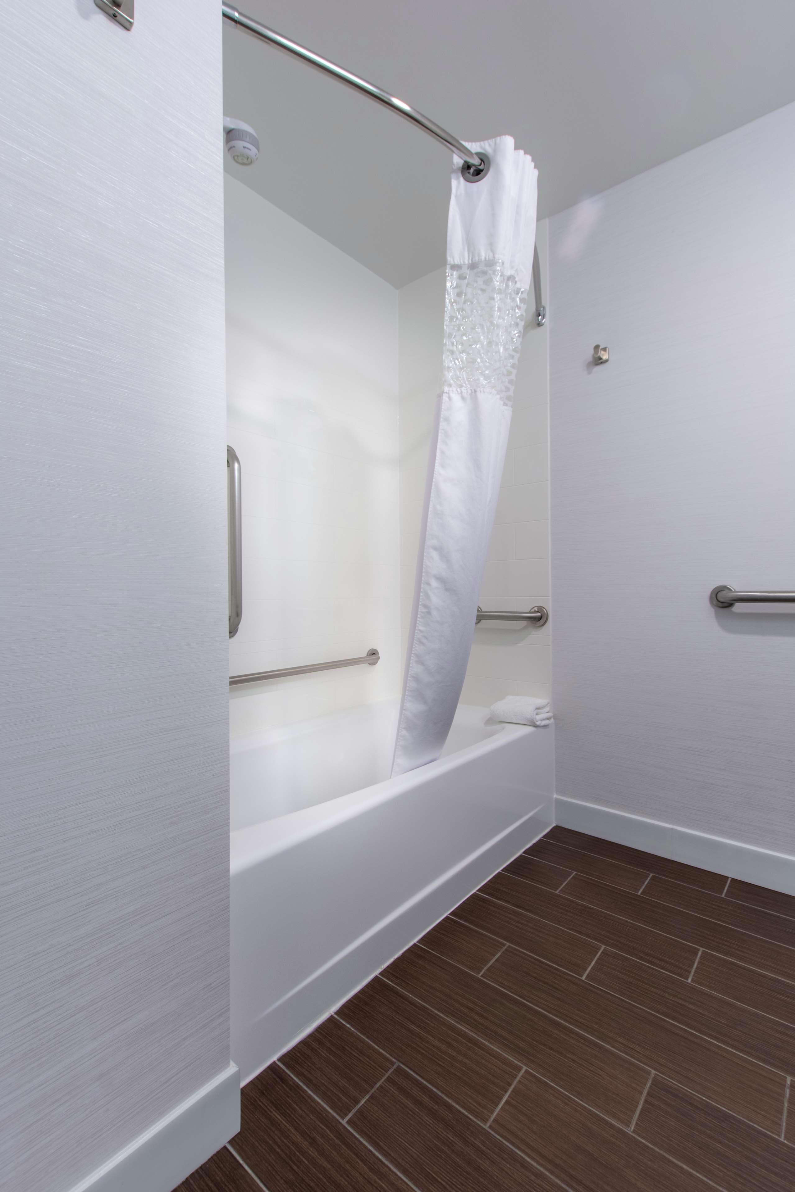 Hampton Inn by Hilton Great Falls Room Type - 1KG MOB HR ACC RI-S STE NS