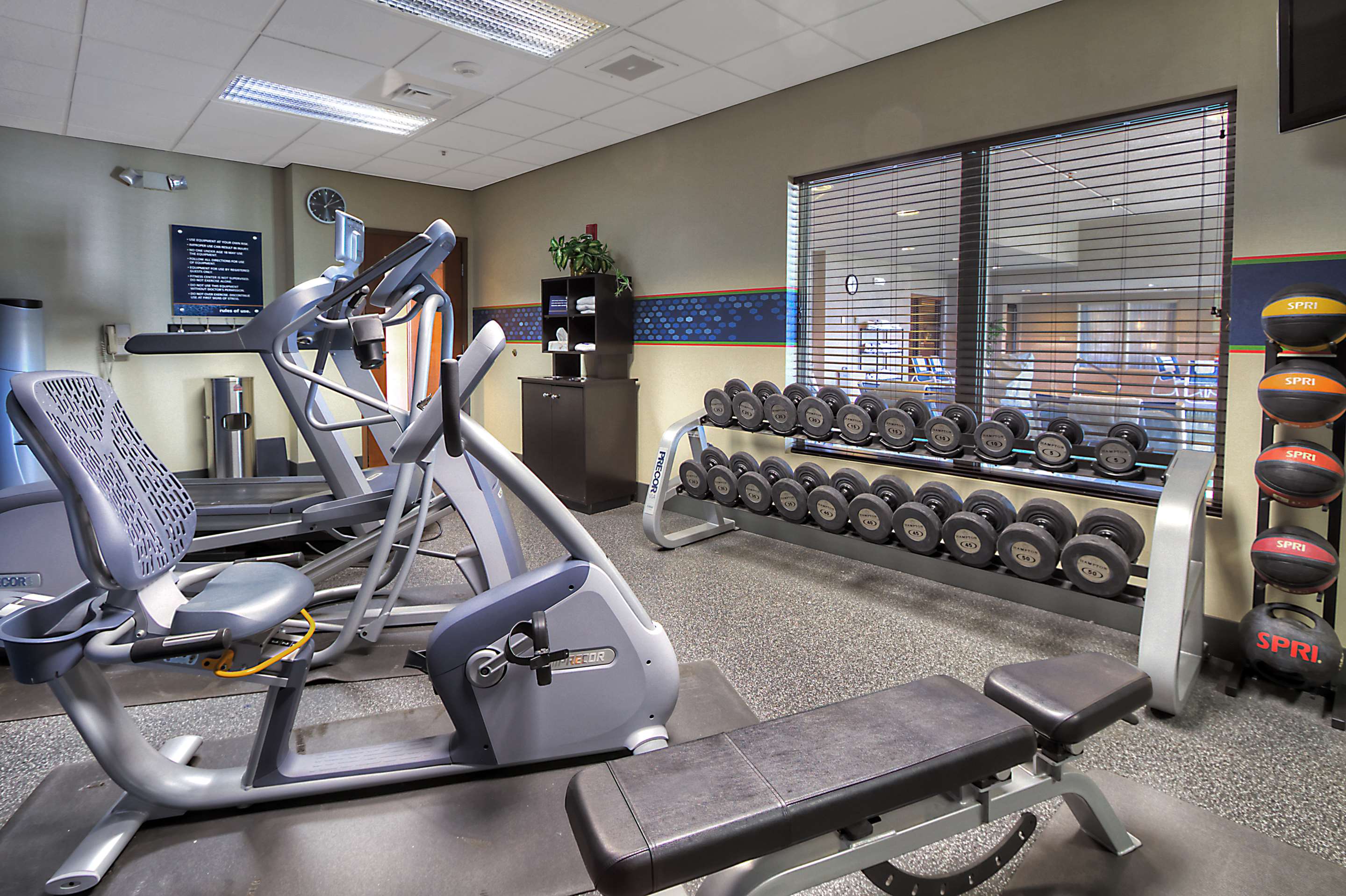 Health club fitness center gym | Hampton Inn Great Falls