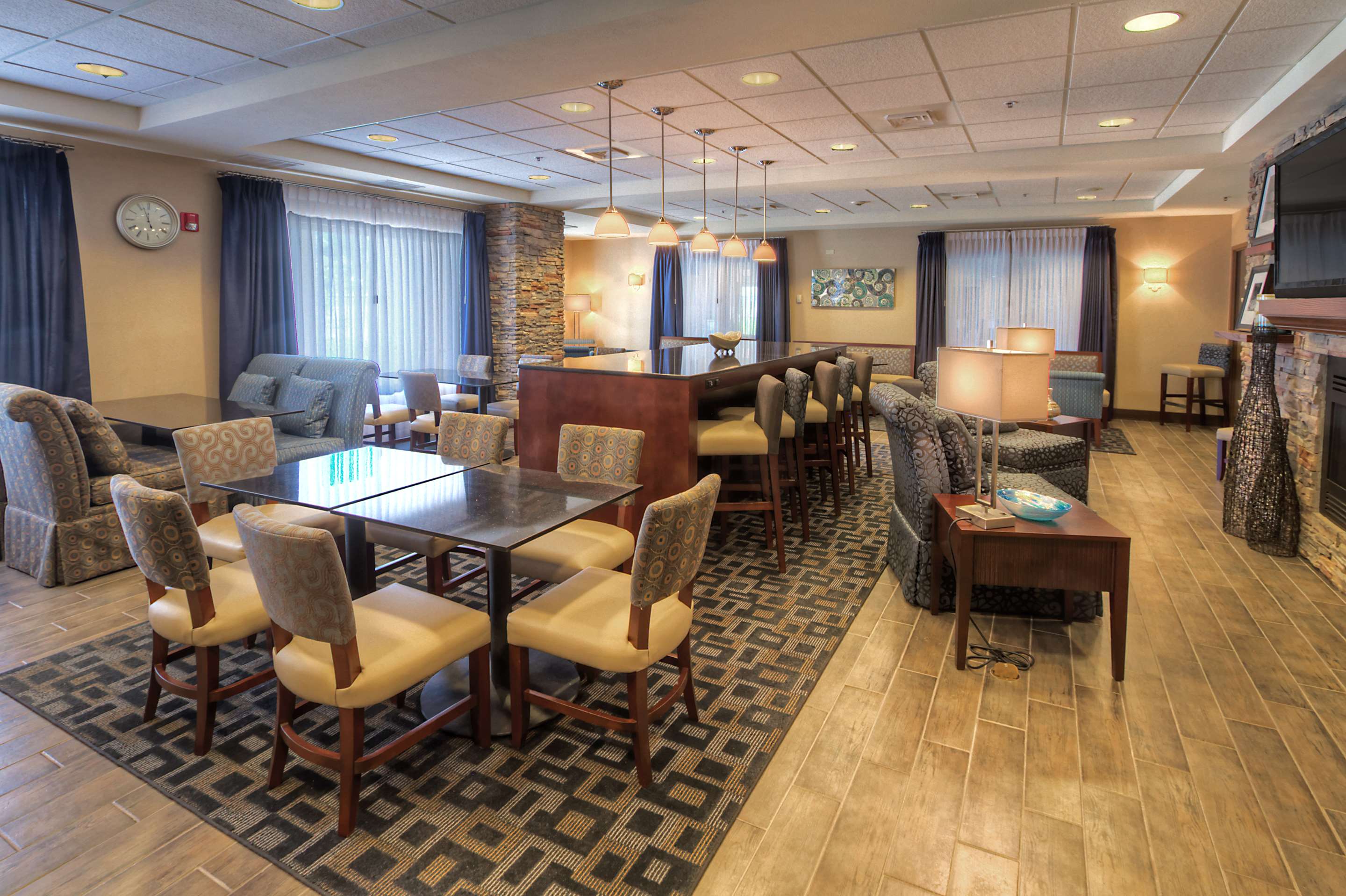 Reception | Hampton Inn Great Falls