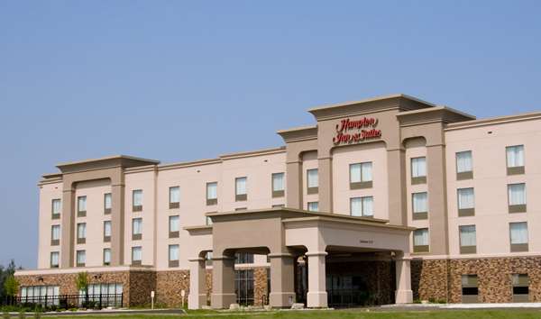Exterior view - Hampton Inn & Suites Guelph