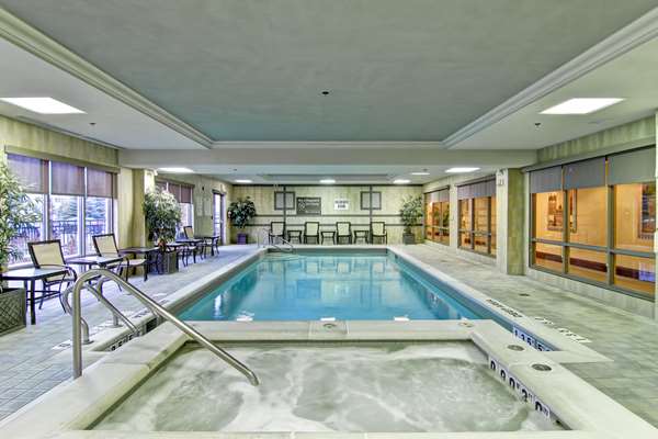 Pool - Hampton Inn & Suites Guelph
