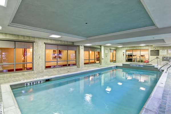 Pool - Hampton Inn & Suites Guelph