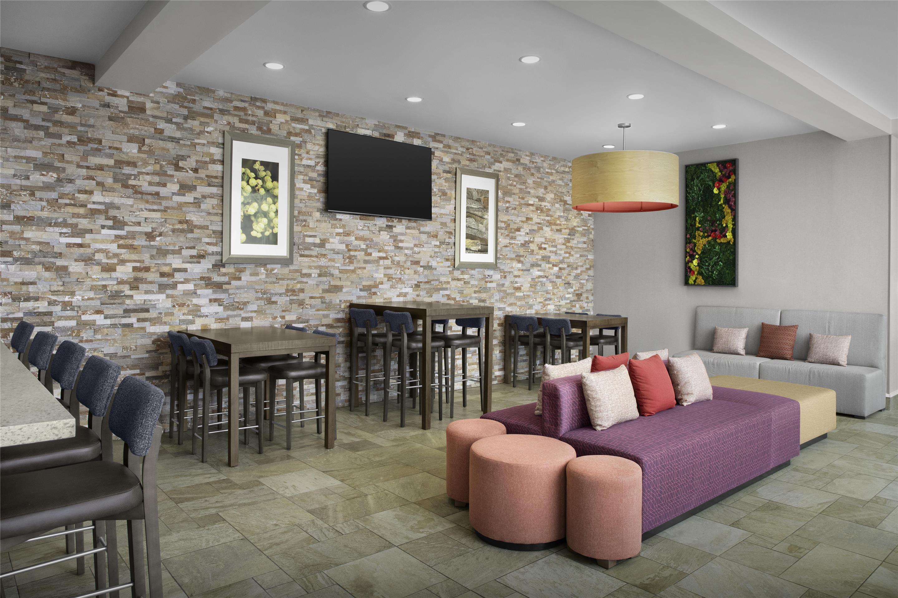 BarLounge | Hilton Garden Inn Gallup