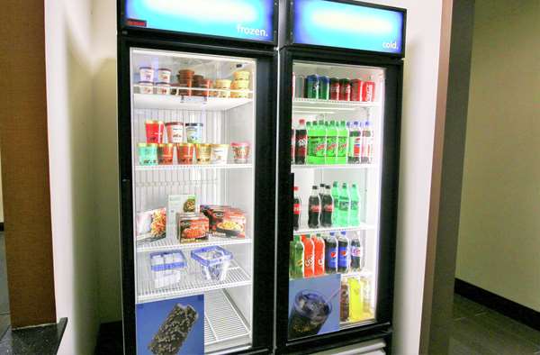 Restaurant - Hampton Inn & Suites Flowery Branch