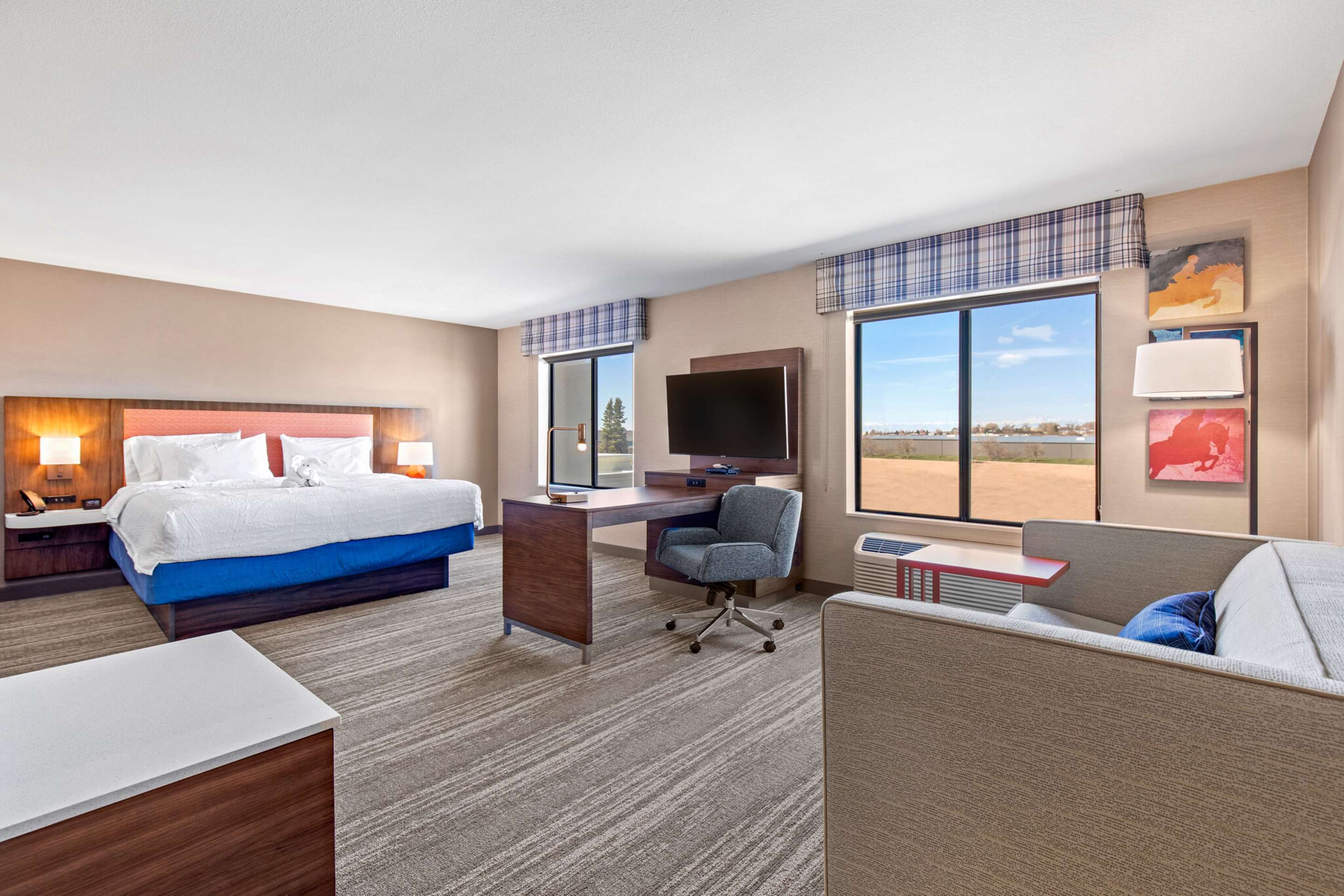 Guest room