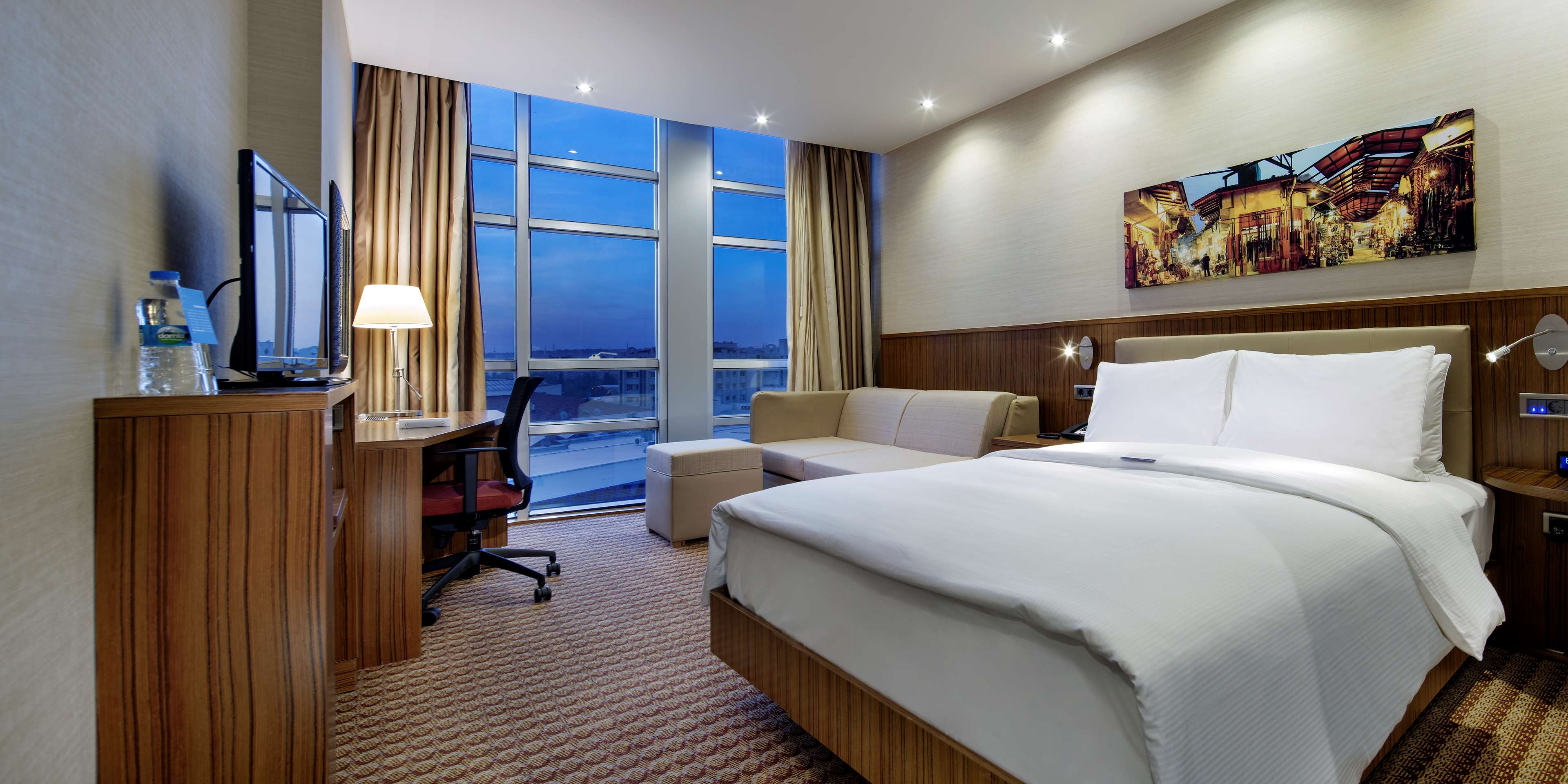 Hampton by Hilton Gaziantep Room Type - 1 QN ACC ROLLIN SHWR NS