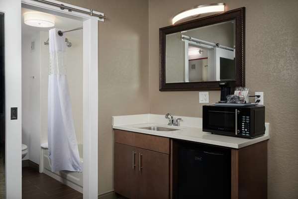  - Hampton Inn Hanover