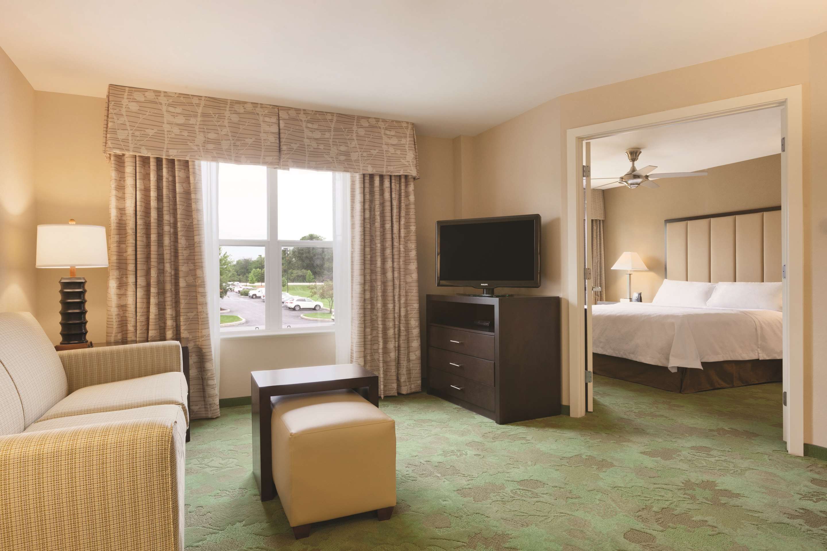 Guest room