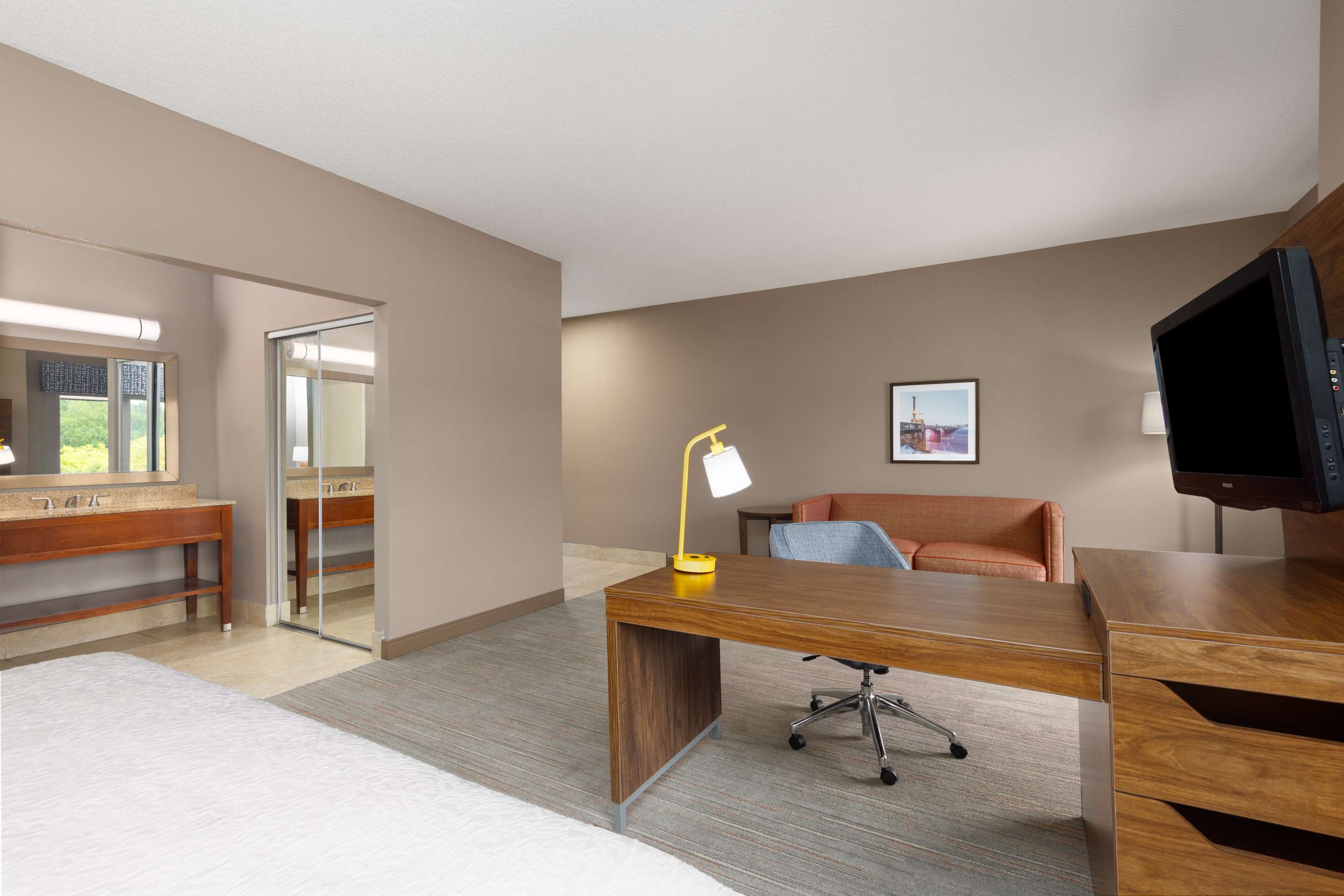 Guest room