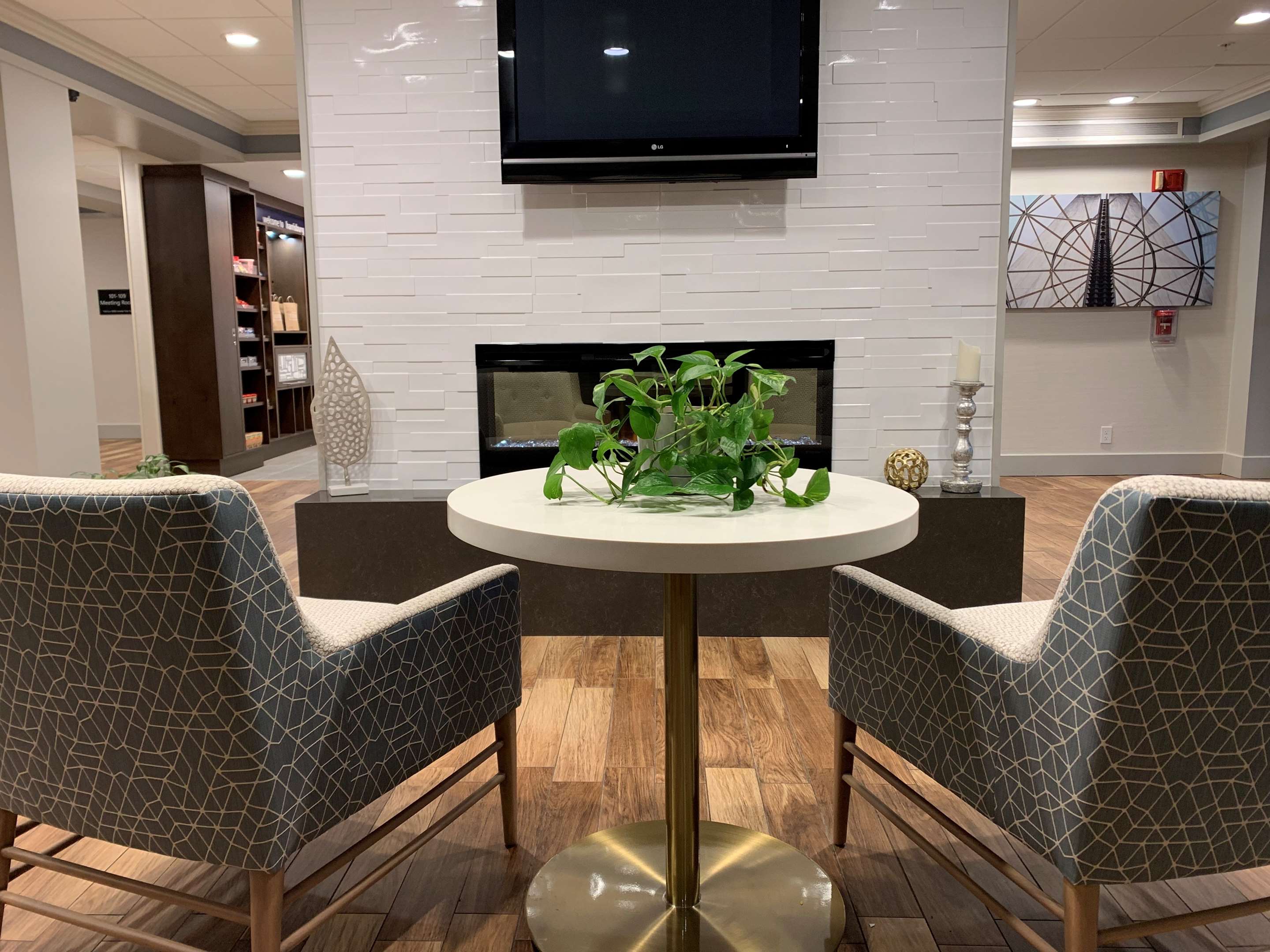 Lobby | Hampton Inn Harrisburg-East (Hershey Area)